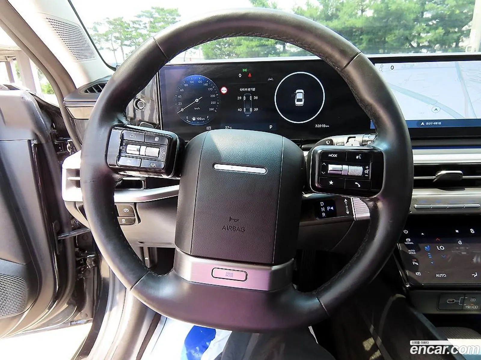 Hyundai Grandeur 2023 — 17