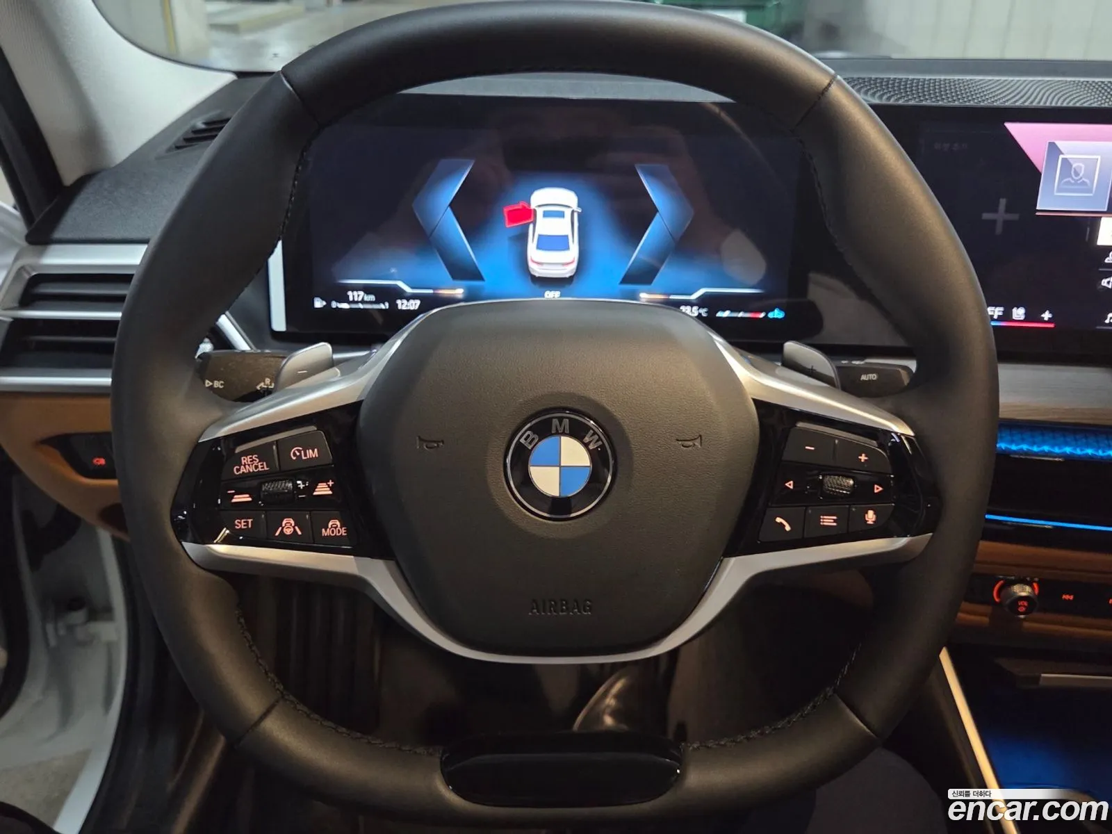 BMW 3 Series 2025 — 4