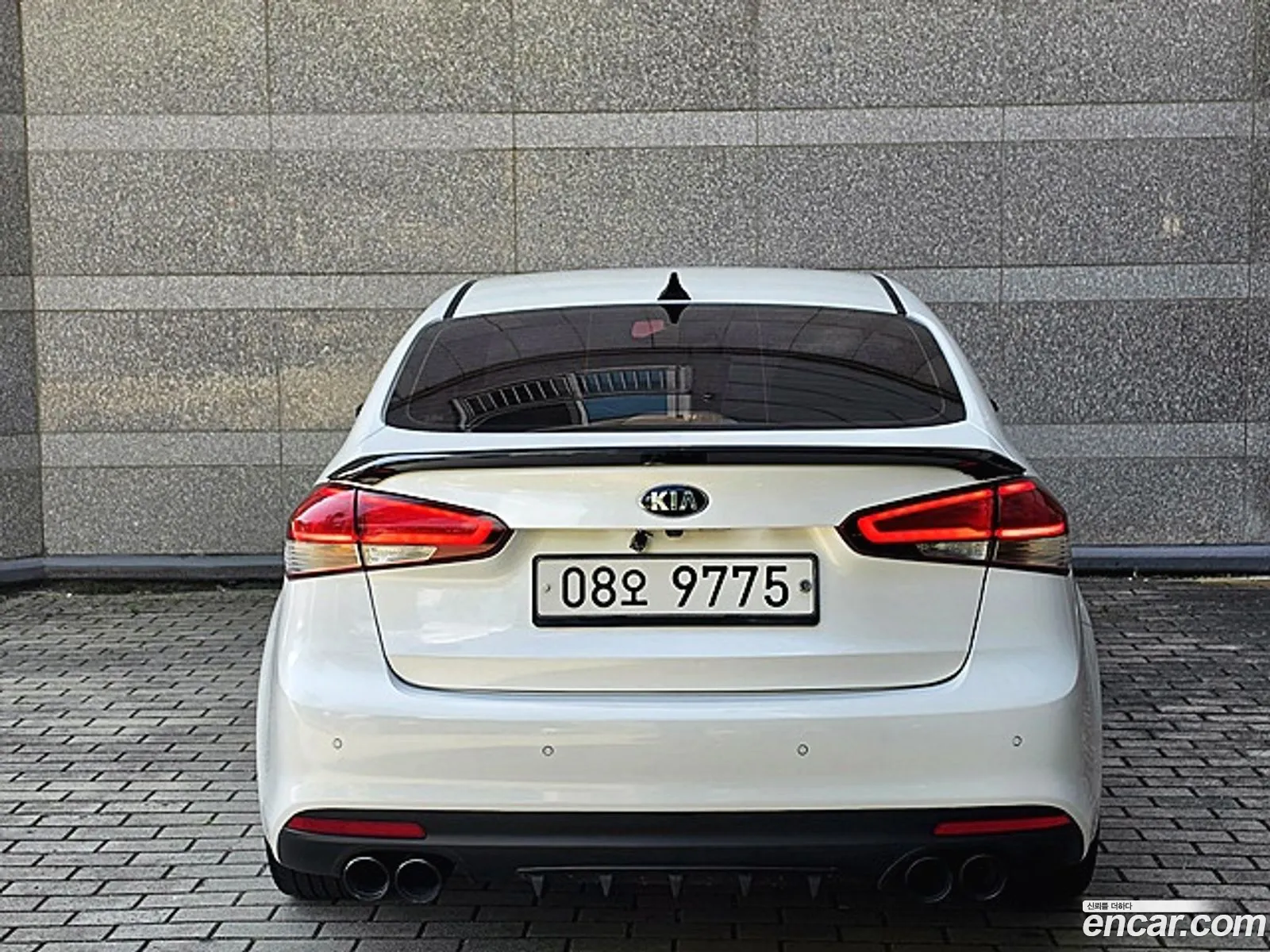 Kia K3 2017 — 2