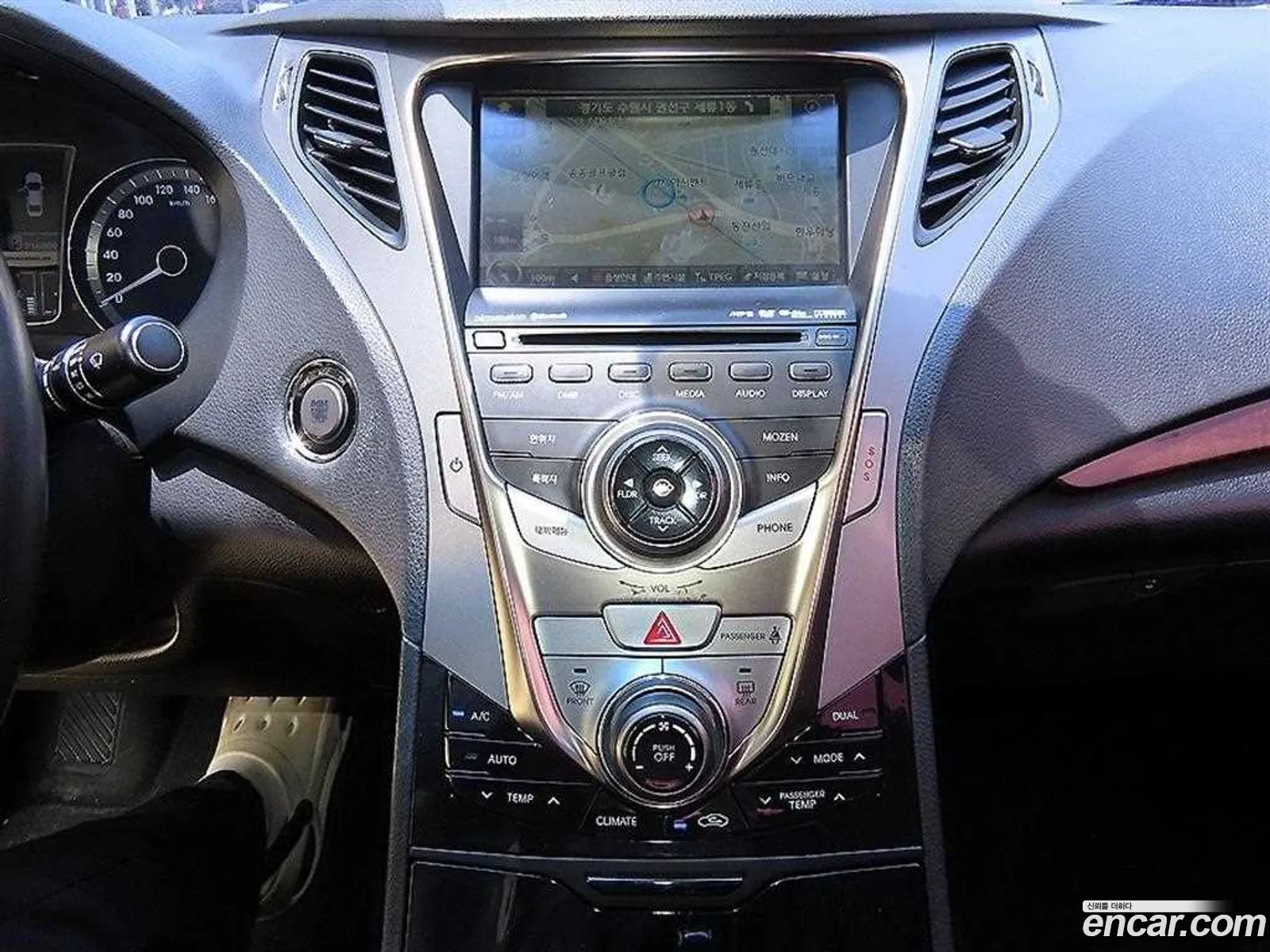 Hyundai Grandeur HG 2011 — 4