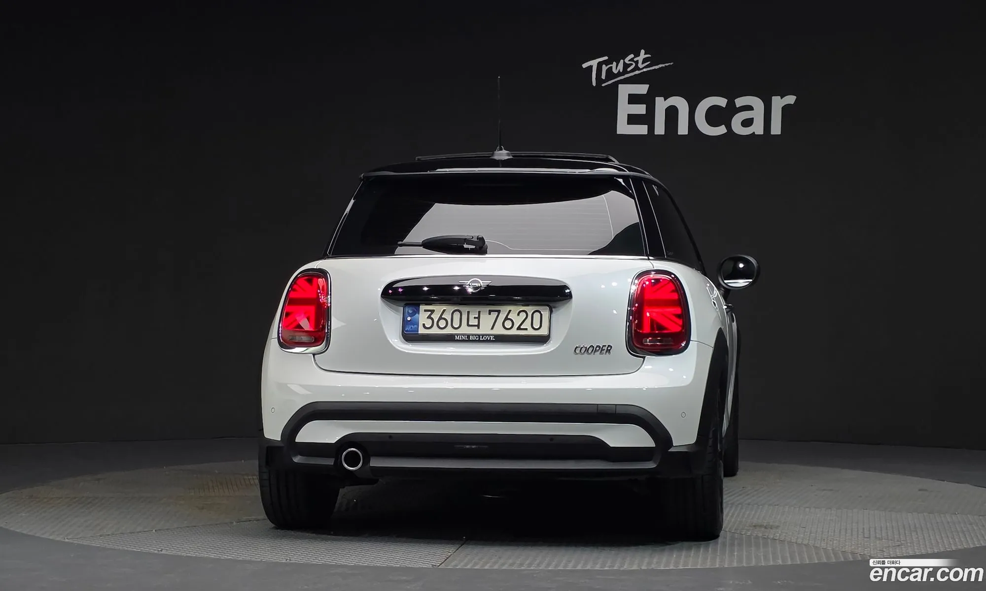Mini Cooper 2023 — 12