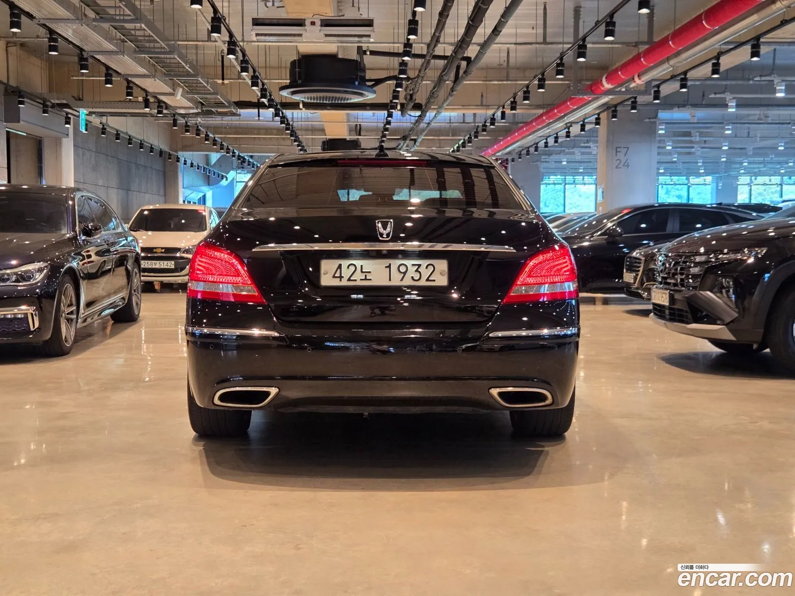 Hyundai Equus 2010 — 3
