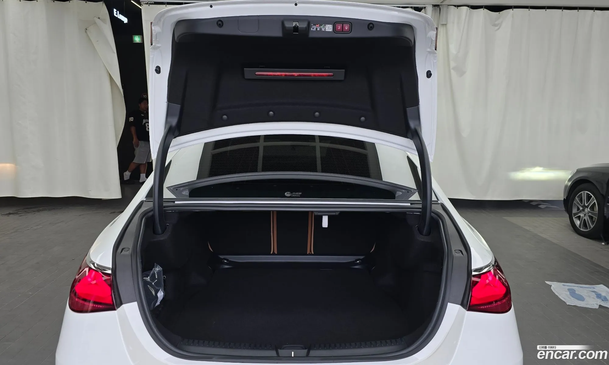 Mercedes-Benz E-Class W214 2026 — 14