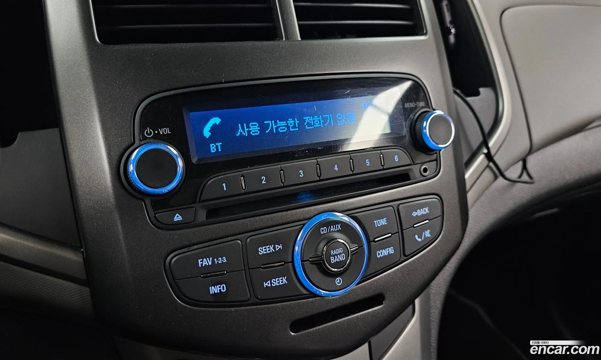 Chevrolet (GM Daewoo) Aveo Hatchback 2014 KLATF48BDFB107399 — 23
