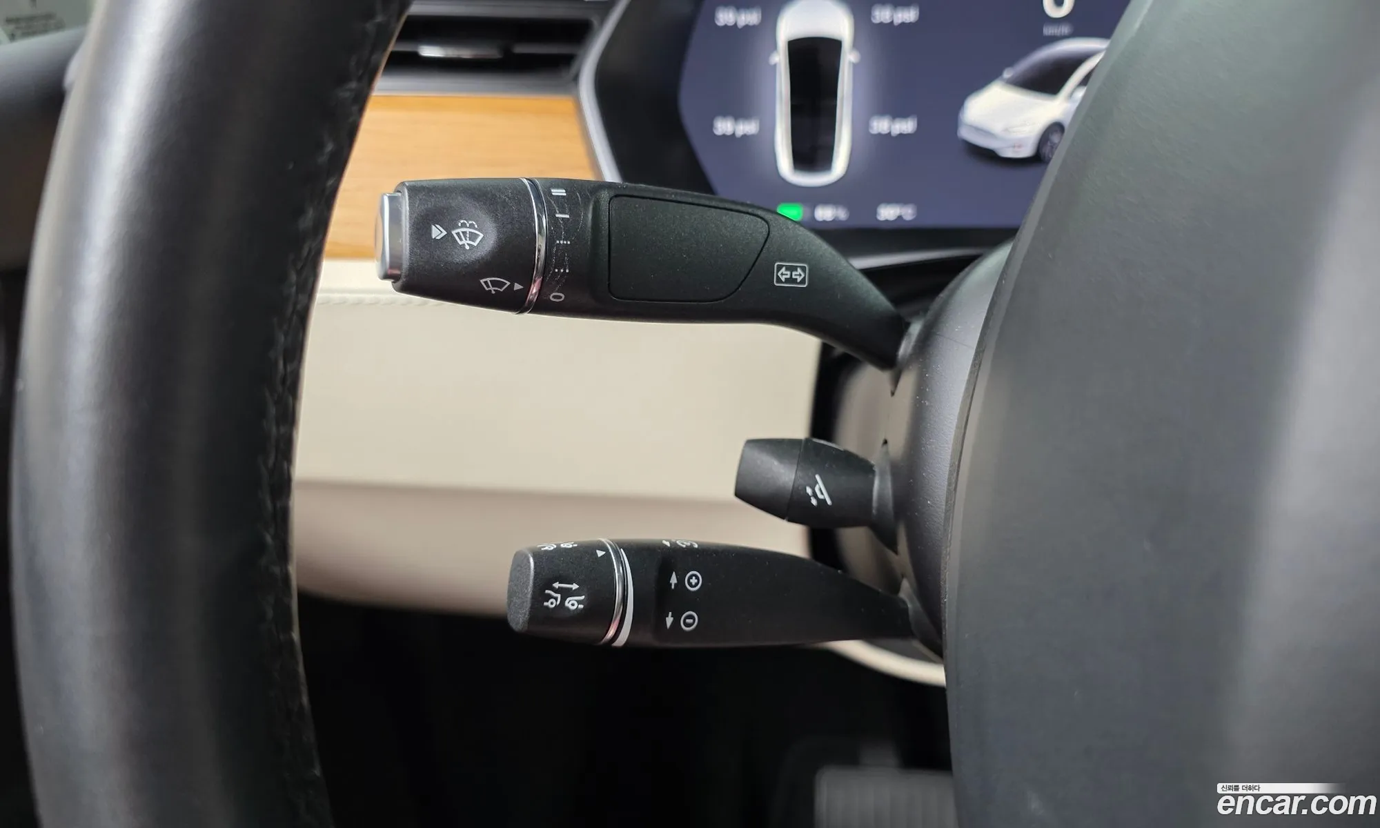 Tesla Model X 2019 5YJXCDE20KF150587 — 27