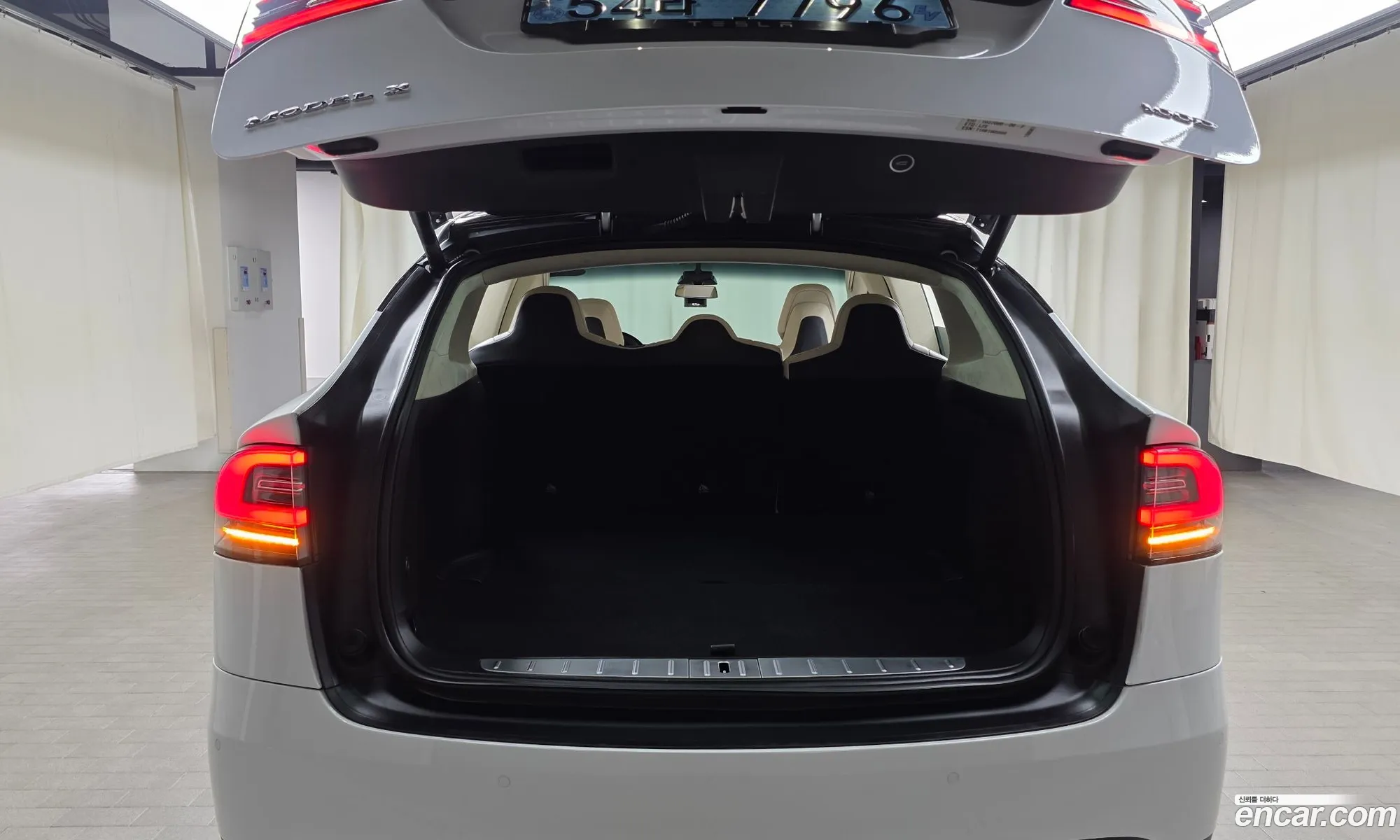 Tesla Model X 2019 5YJXCDE20KF150587 — 10