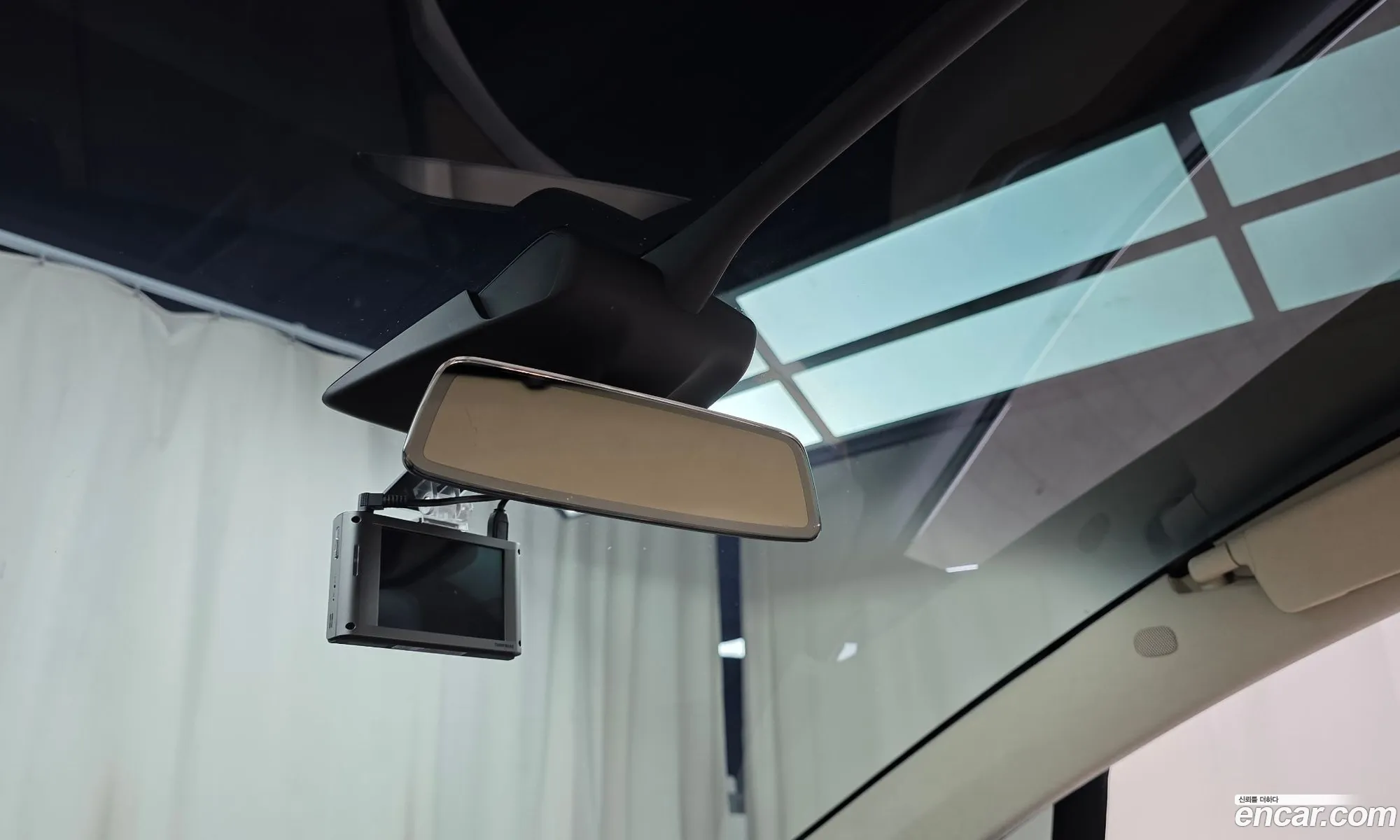 Tesla Model X 2019 5YJXCDE20KF150587 — 29