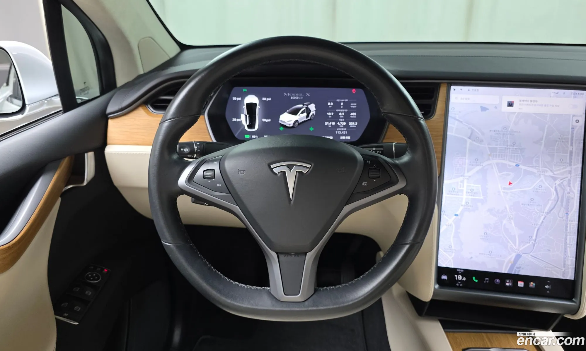 Tesla Model X 2019 5YJXCDE20KF150587 — 19