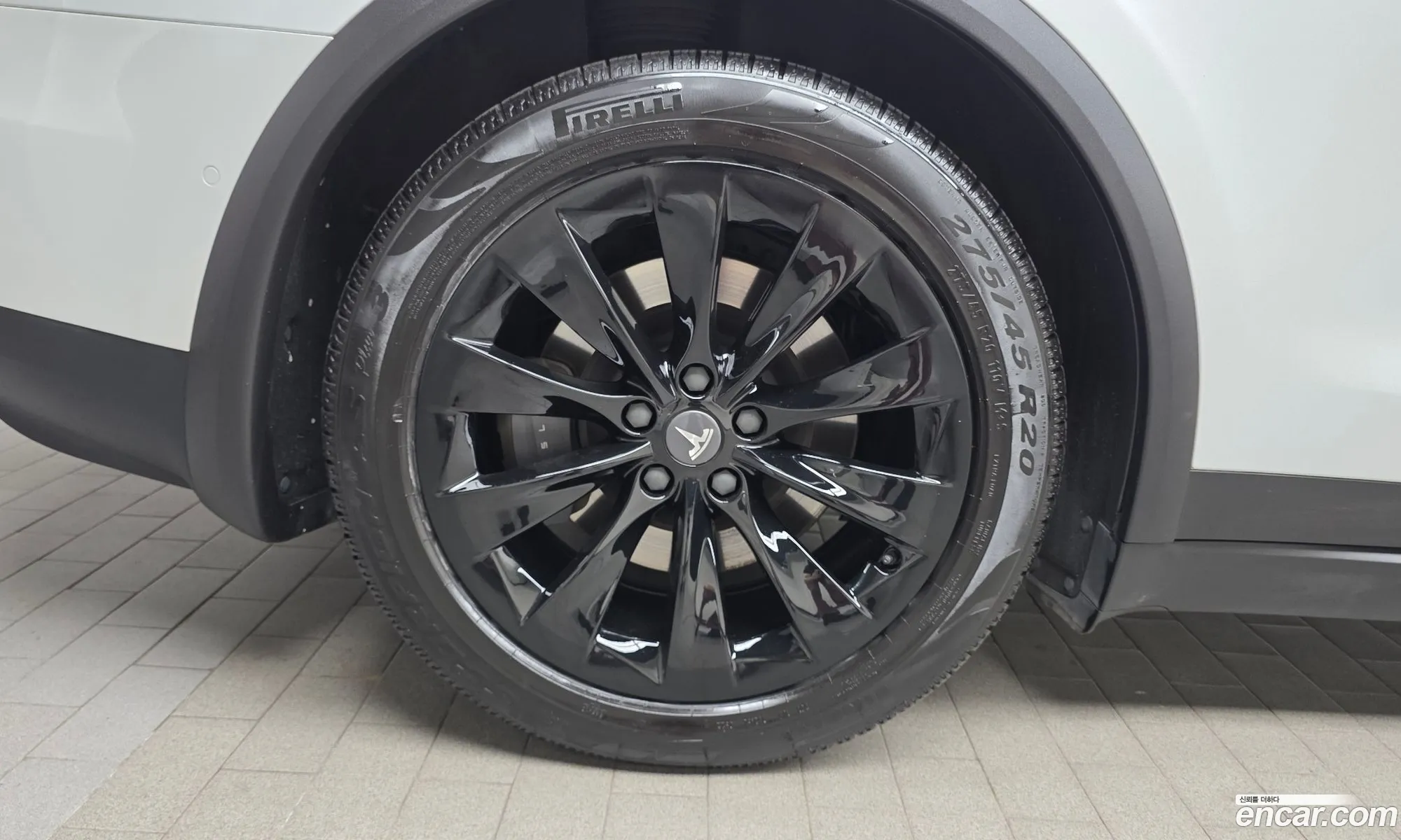 Tesla Model X 2019 5YJXCDE20KF150587 — 26
