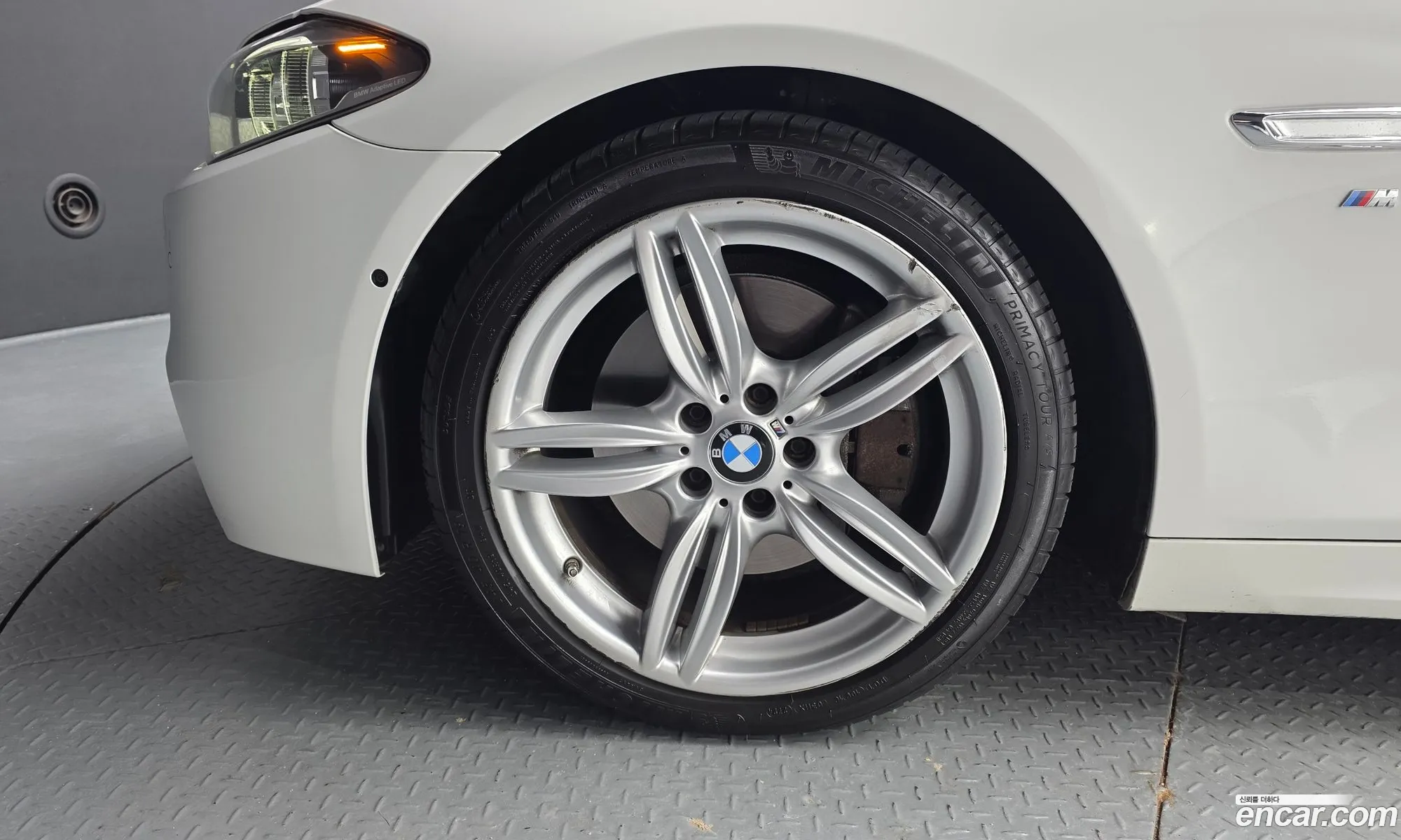 BMW 5 Series 2015 WBA5D9102FD969746 — 19