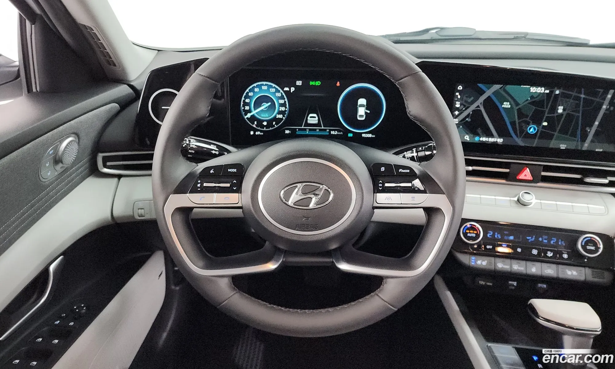 Hyundai Elantra 2021 — 2