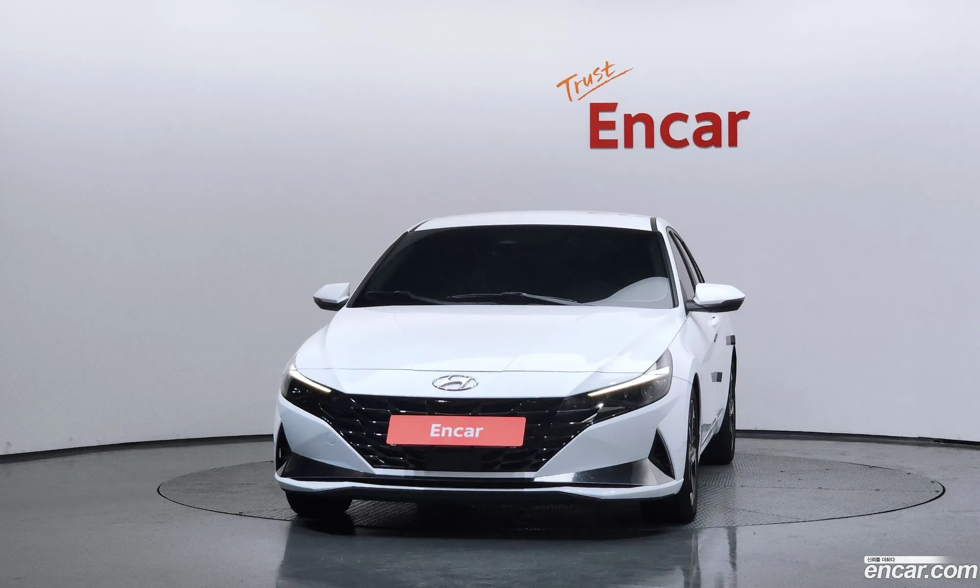Hyundai Elantra 2021 — 16