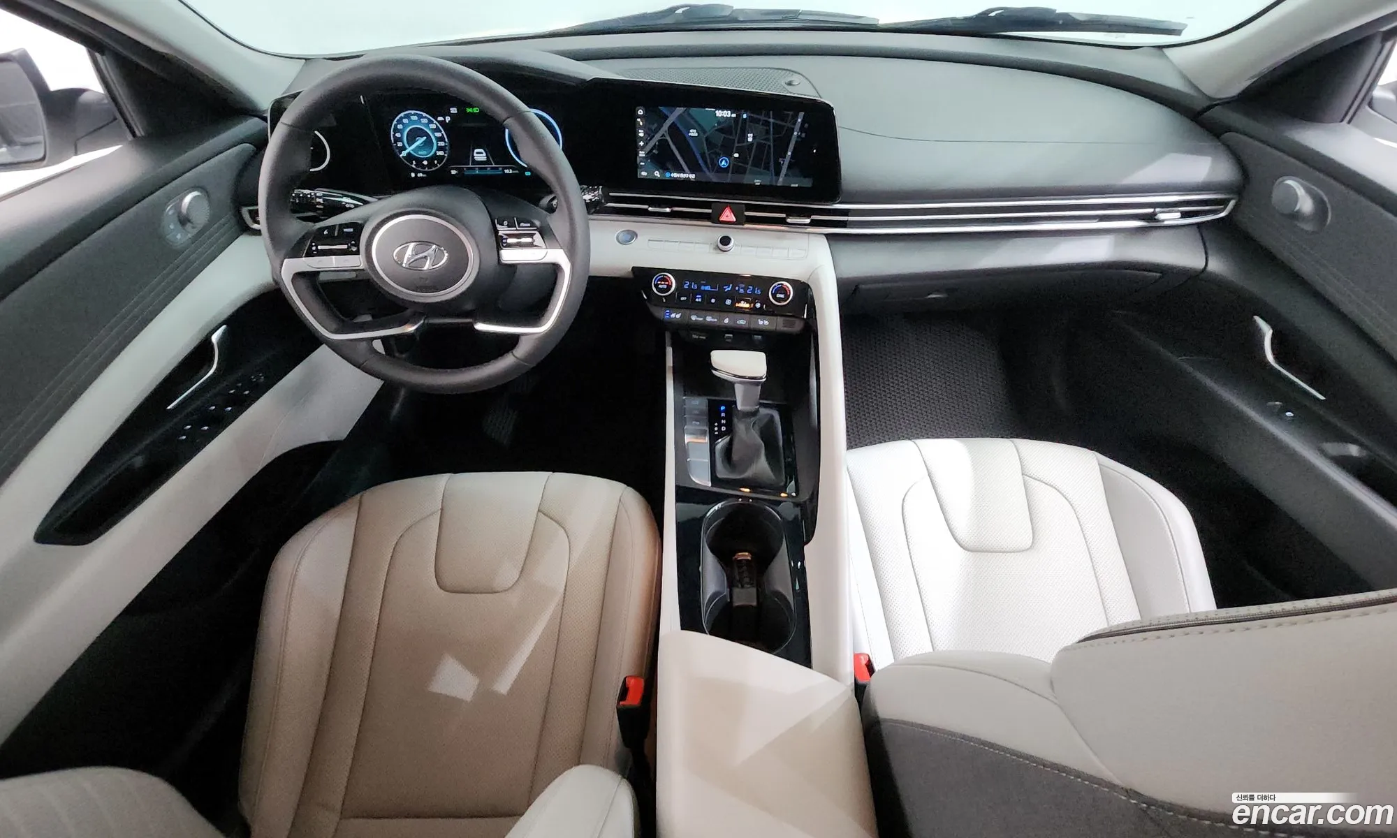 Hyundai Elantra 2021 — 19