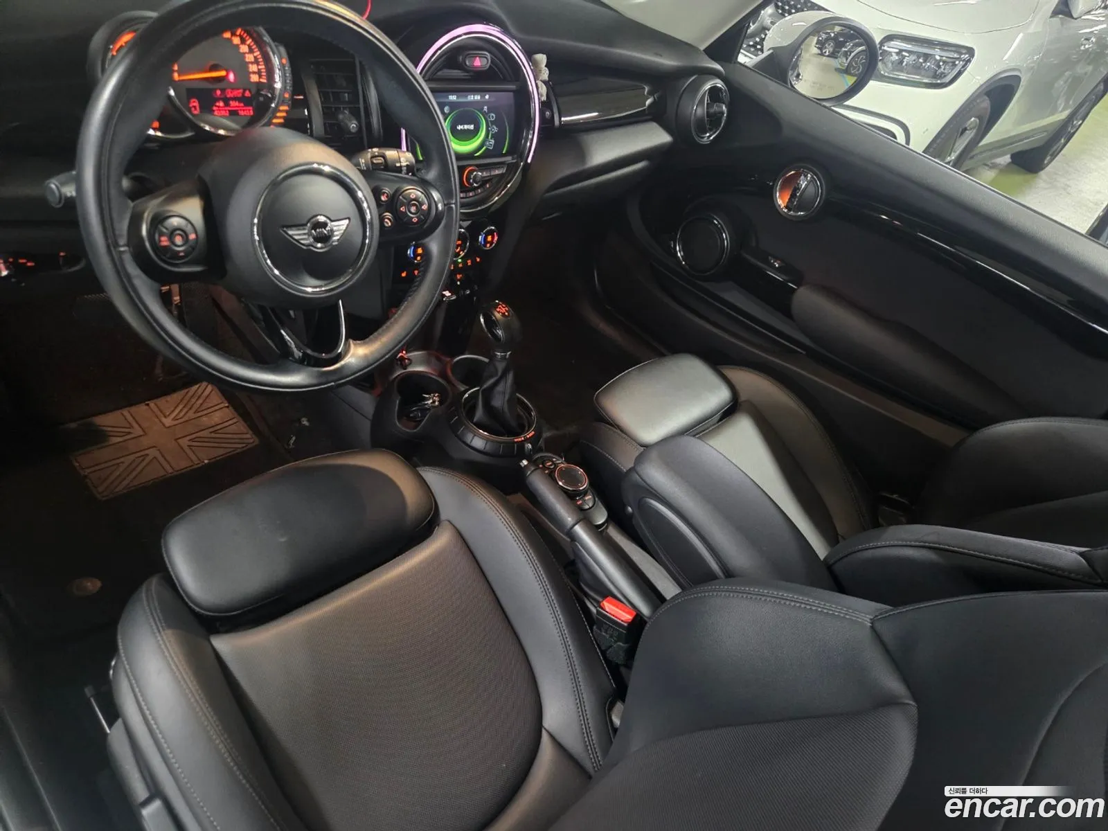 Mini Cooper D 2017 — 17