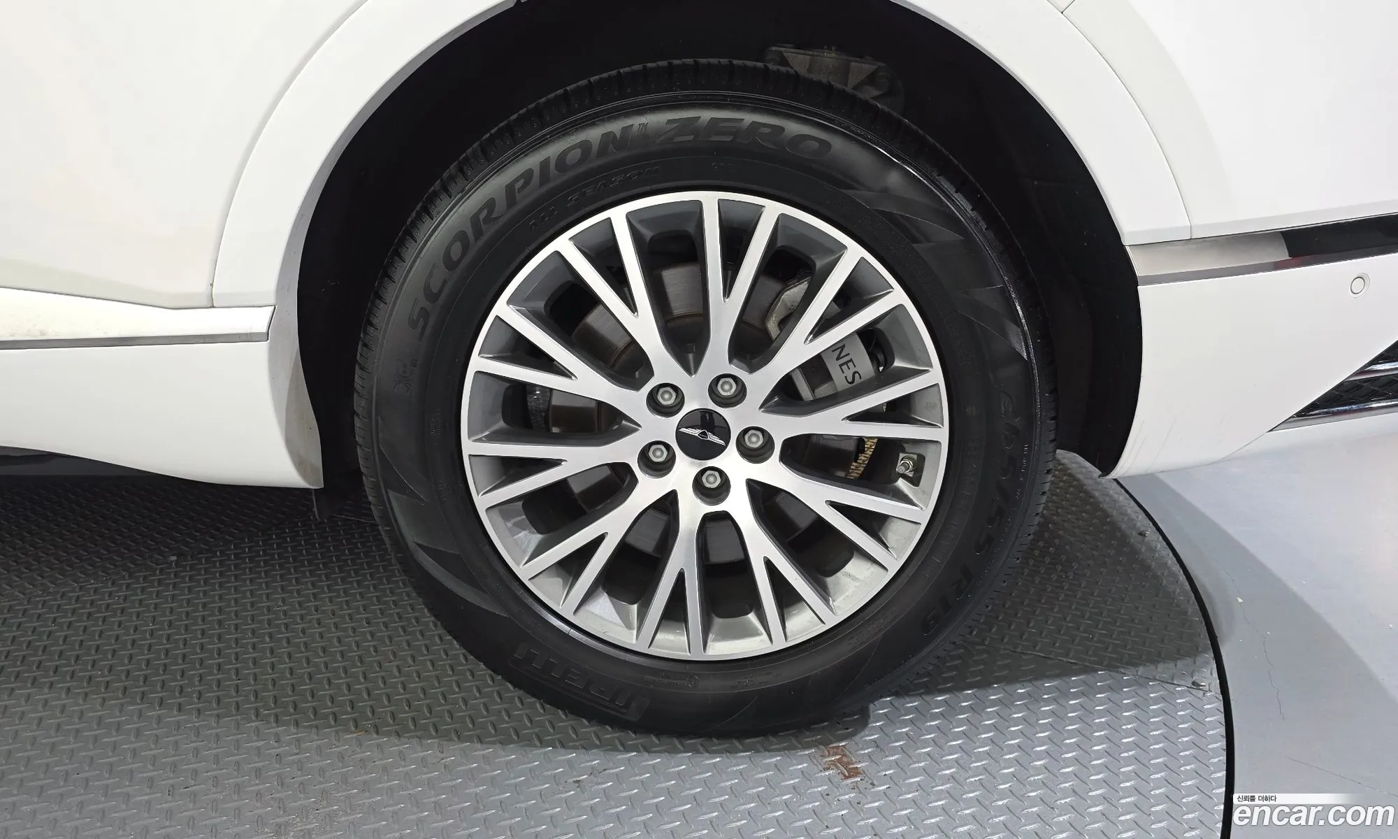 Genesis GV80 2024 KMTHA81BDRU233482 — 24