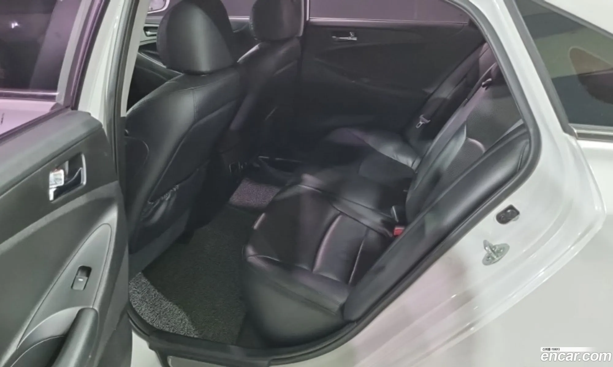 Hyundai Sonata the Brilliant 2013 — 2