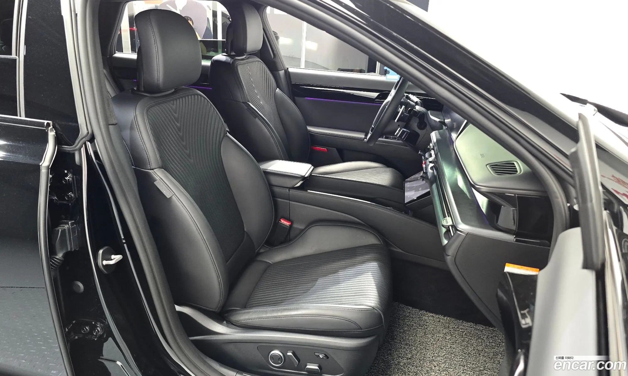 Hyundai Grandeur Hybrid 2023 — 6