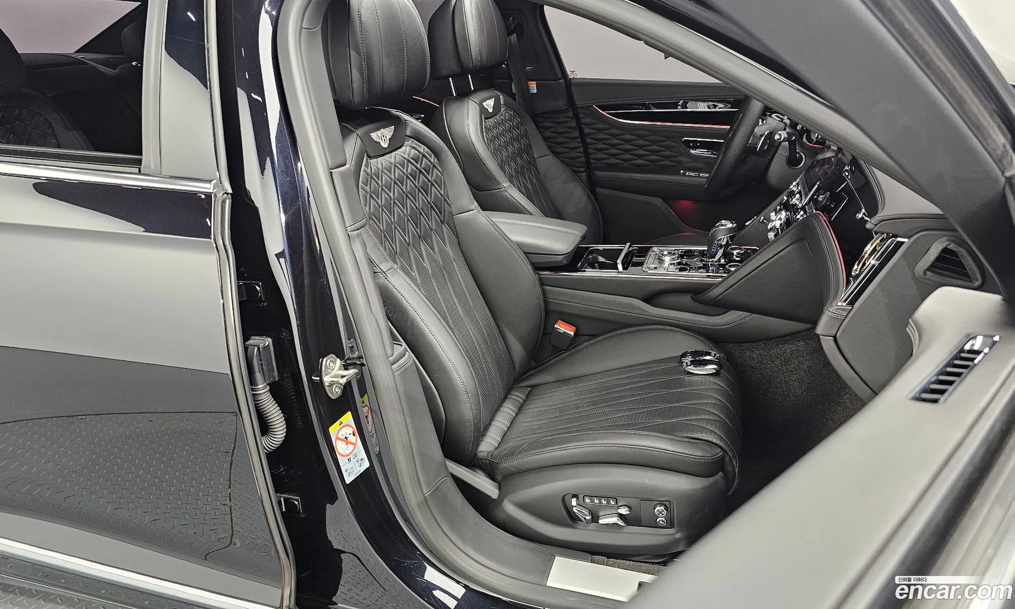 Bentley Flying Spur 2022 SCBBG53S8NC094040 — 4