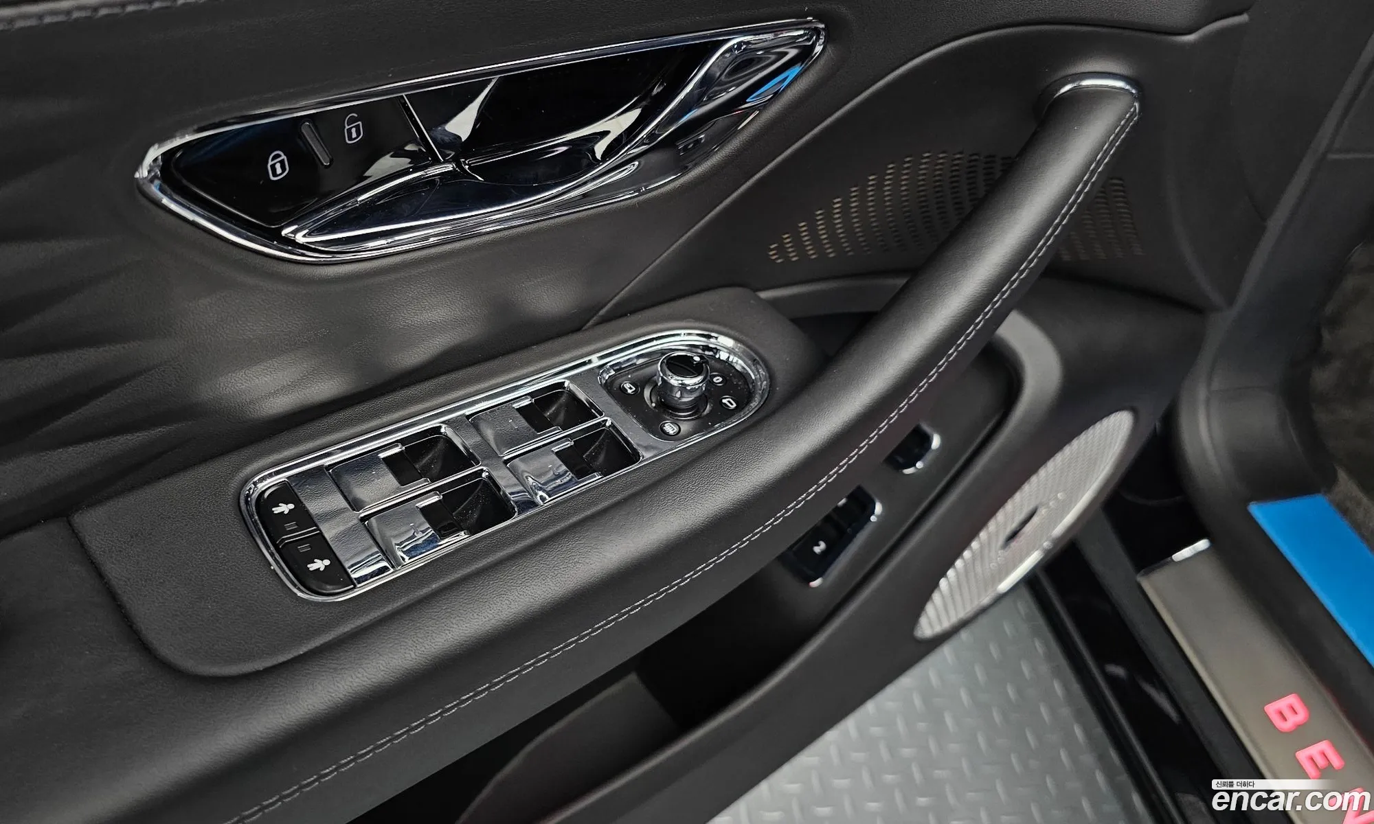 Bentley Flying Spur 2022 SCBBG53S8NC094040 — 17