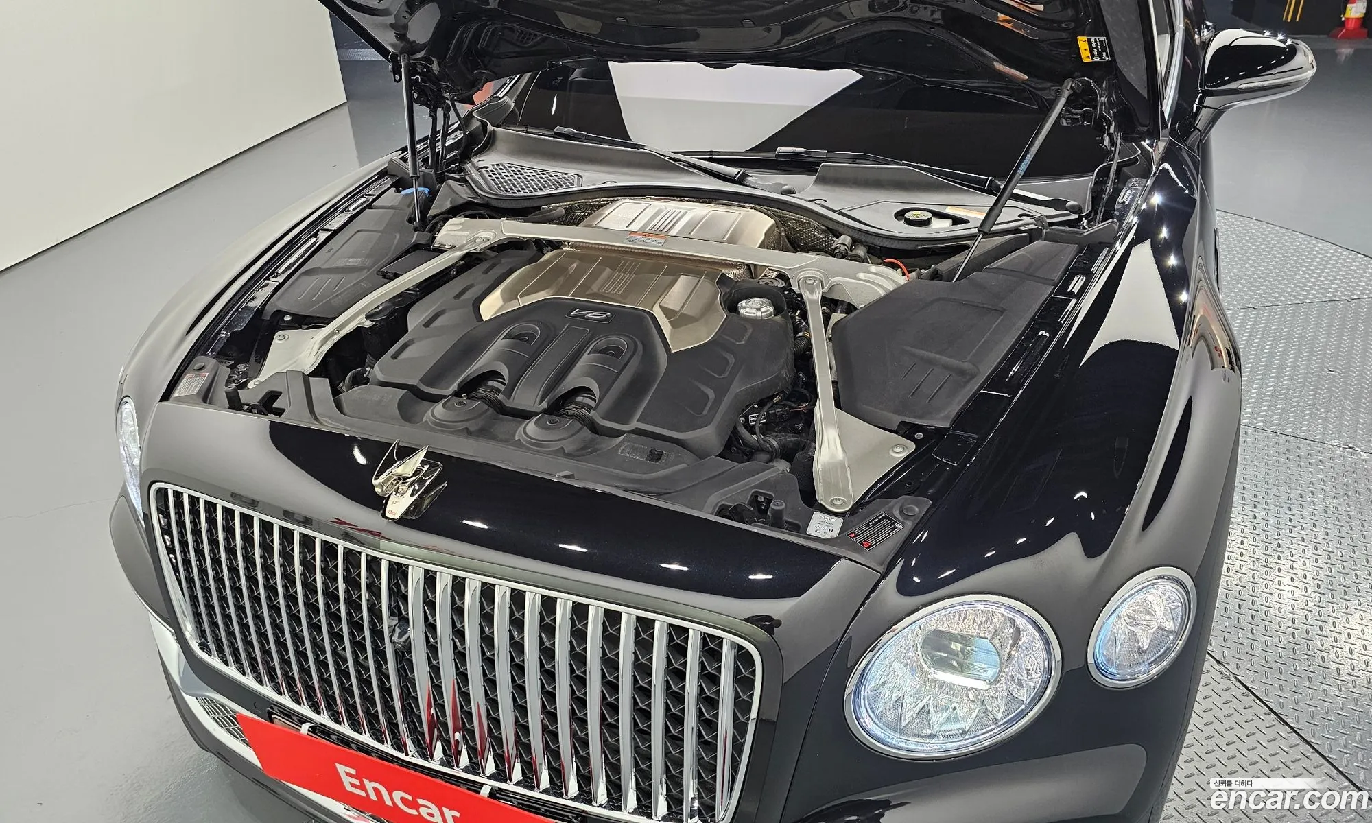 Bentley Flying Spur 2022 SCBBG53S8NC094040 — 35