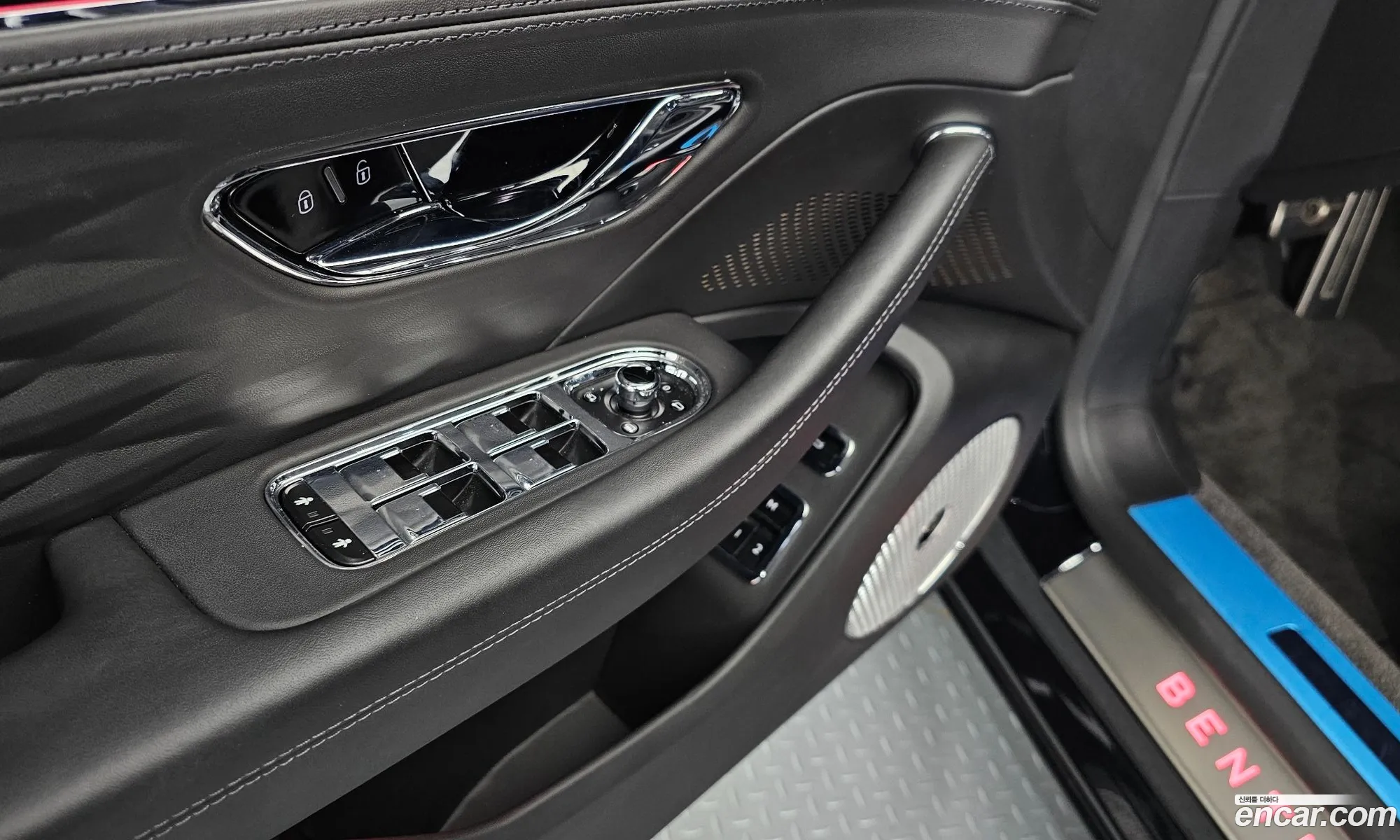 Bentley Flying Spur 2022 SCBBG53S8NC094040 — 3