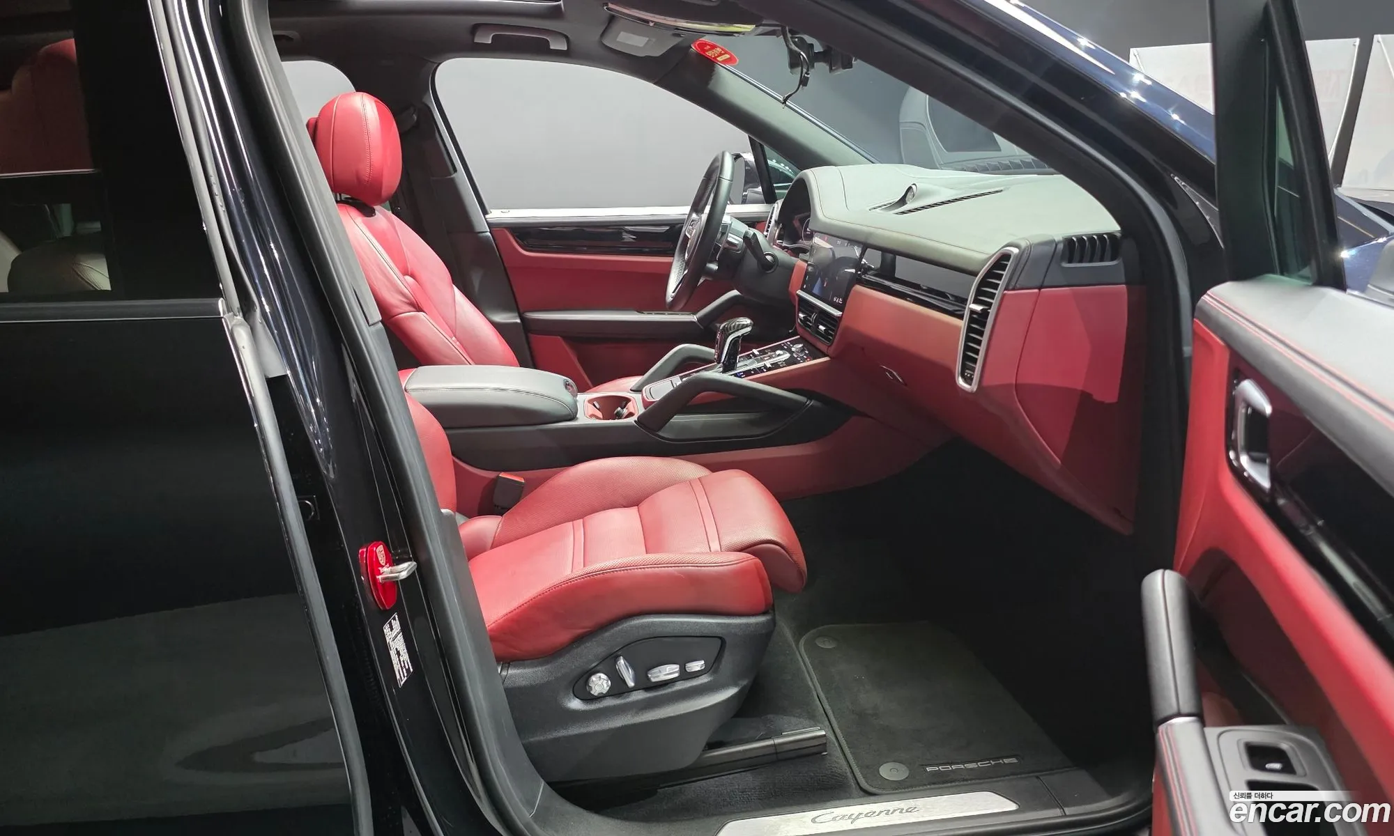 Porsche Cayenne 2019 WP1AA29Y0KDA17669 — 21