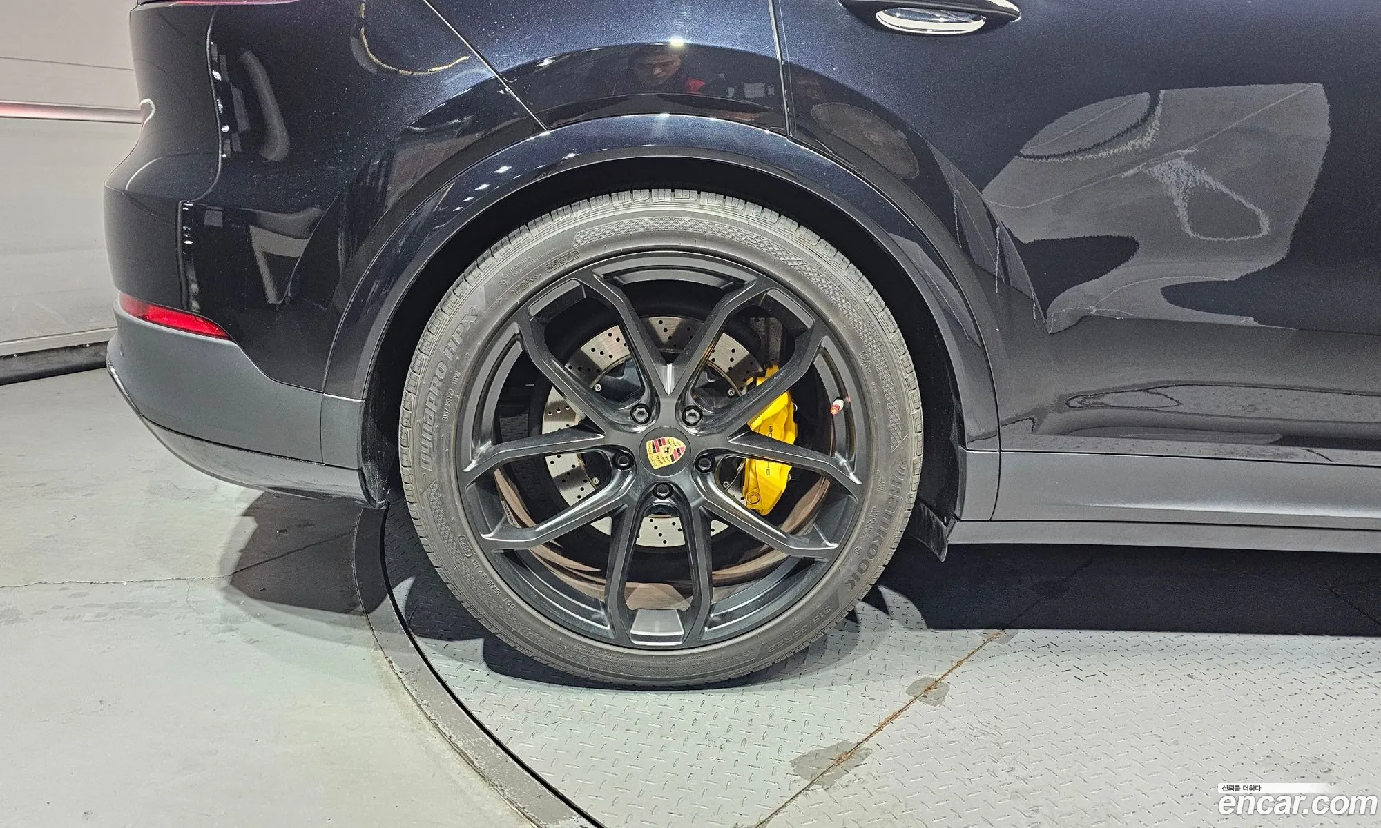 Porsche Cayenne 2019 WP1AA29Y0KDA17669 — 23