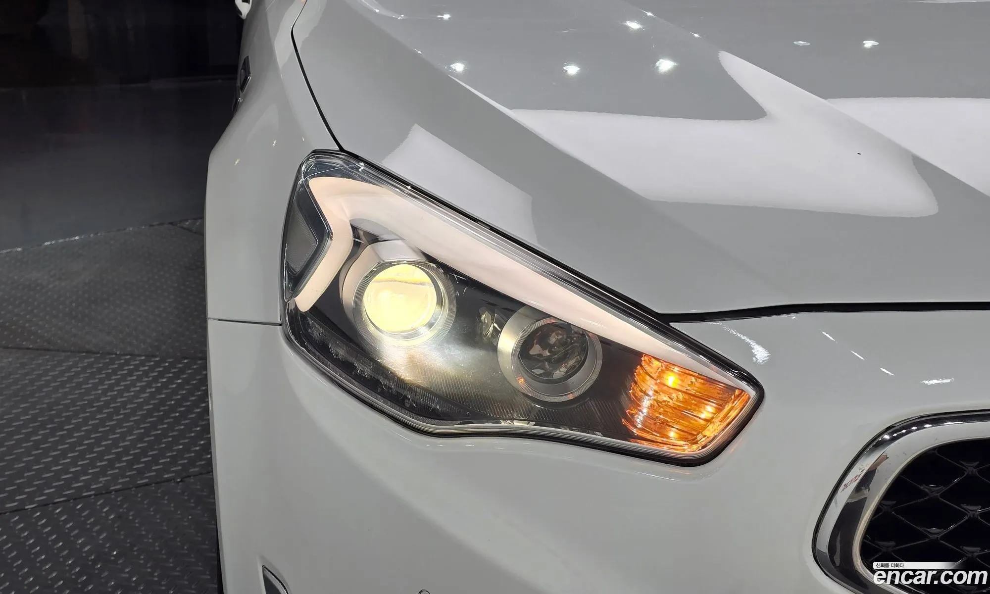 Kia K7 2013 KNALM415BDA127732 — 11