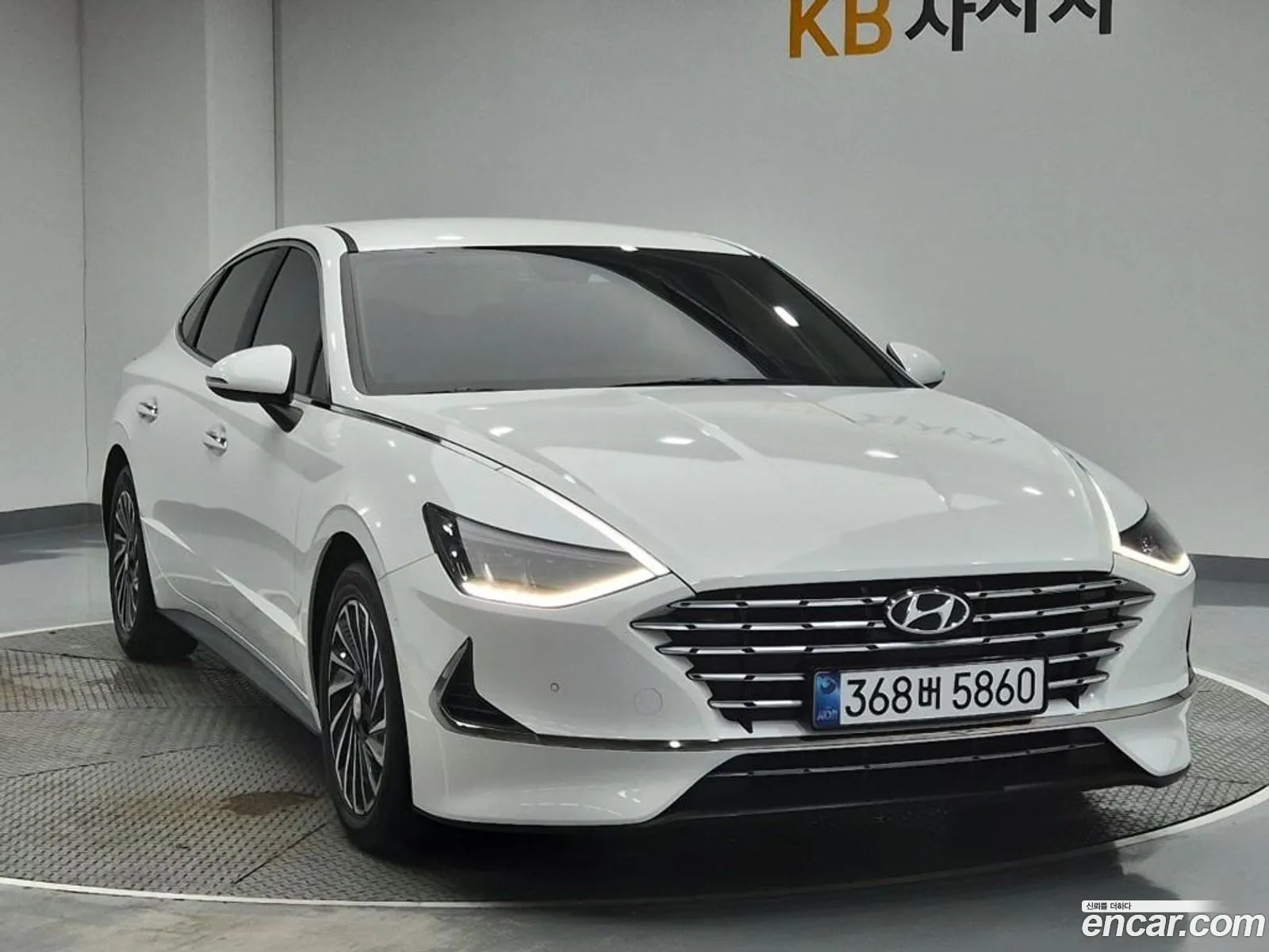 Hyundai Sonata Hybrid 2021 — 3