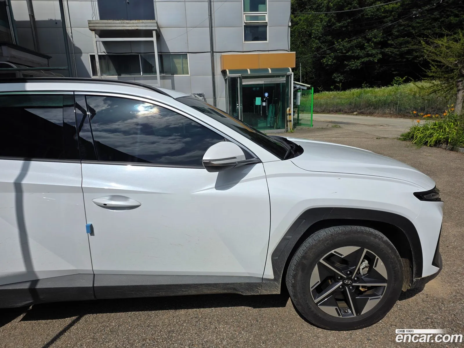 Hyundai Tucson Hybrid 2025 — 3