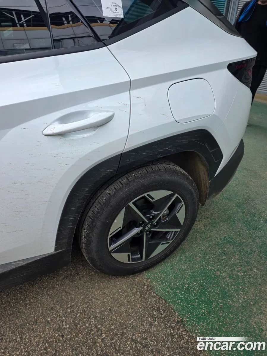 Hyundai Tucson Hybrid 2025 — 2