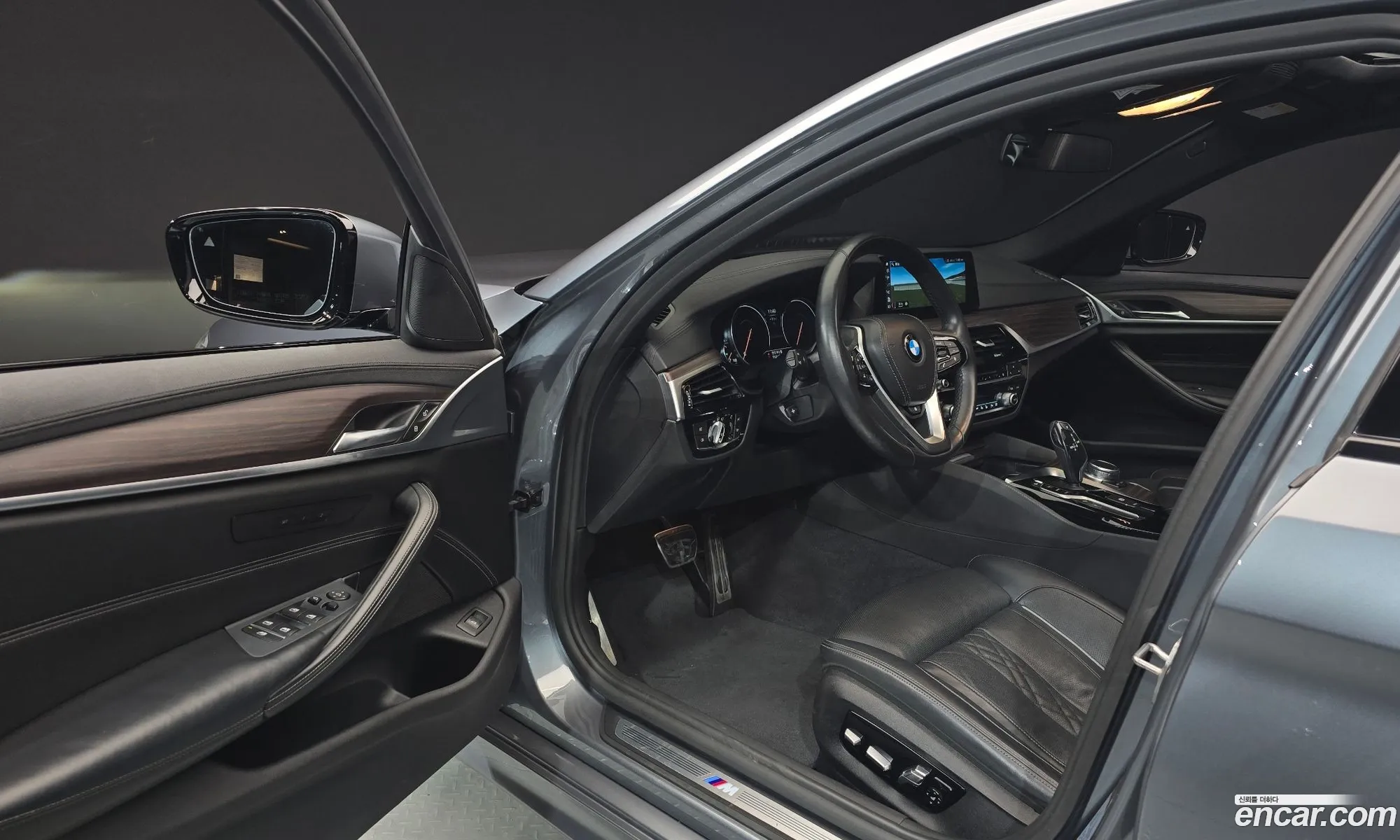 BMW 5 Series 2017 WBAJC3100HG992667 — 9