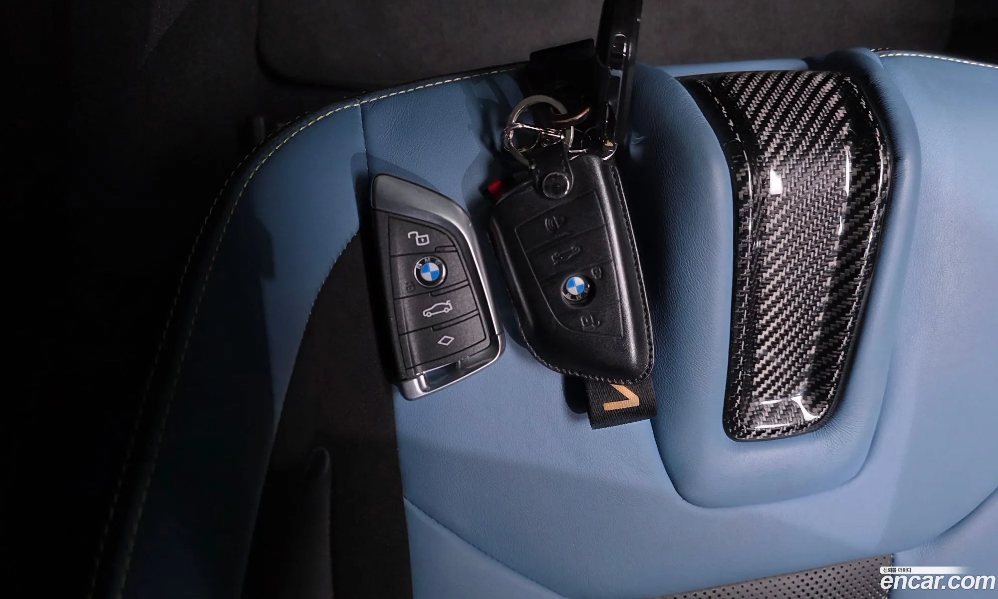 BMW M4 2023 11111111111111111 — 22