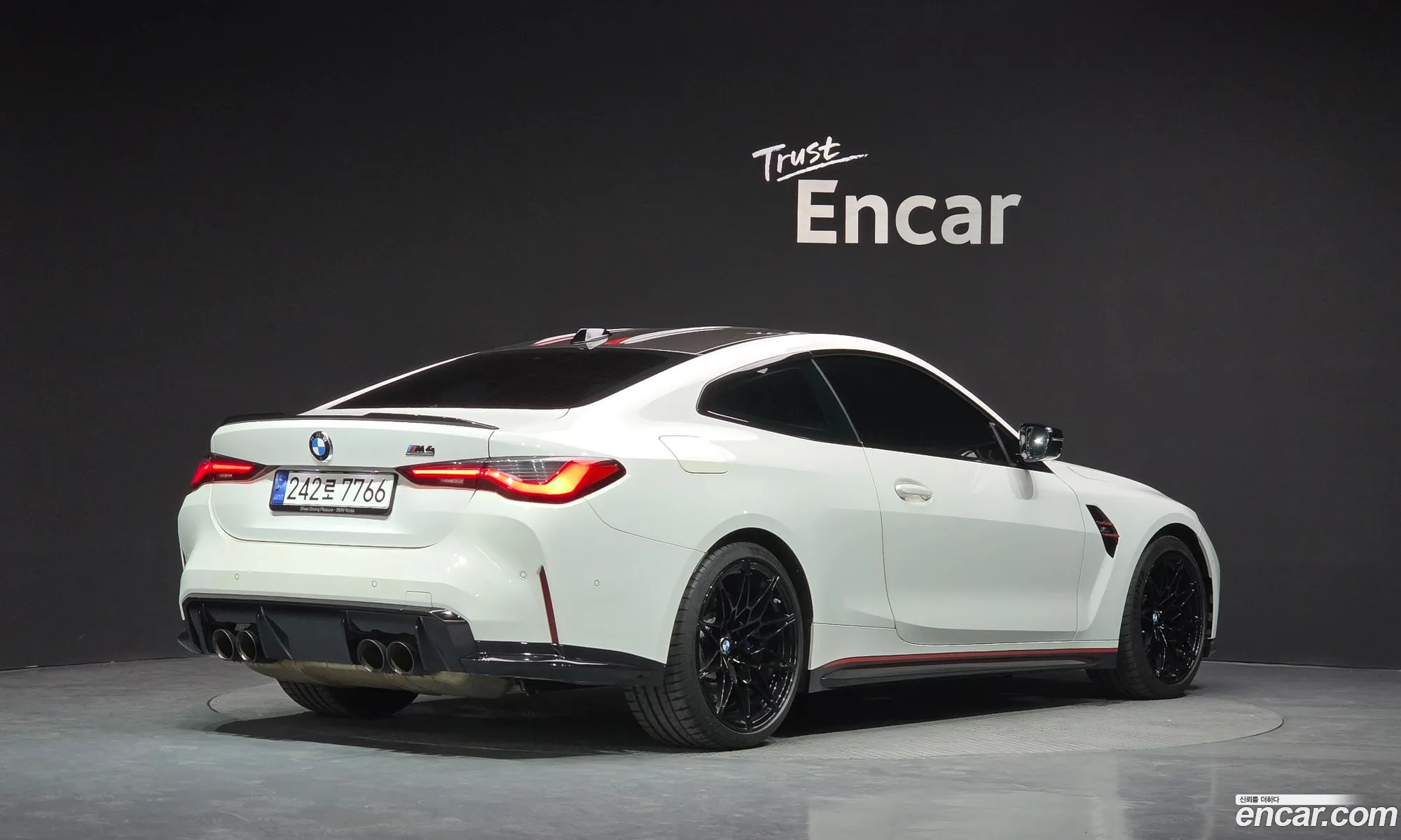 BMW M4 2023 11111111111111111 — 21