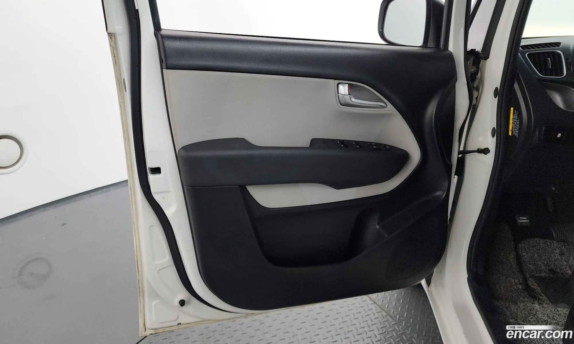 Kia Ray 2014 — 28