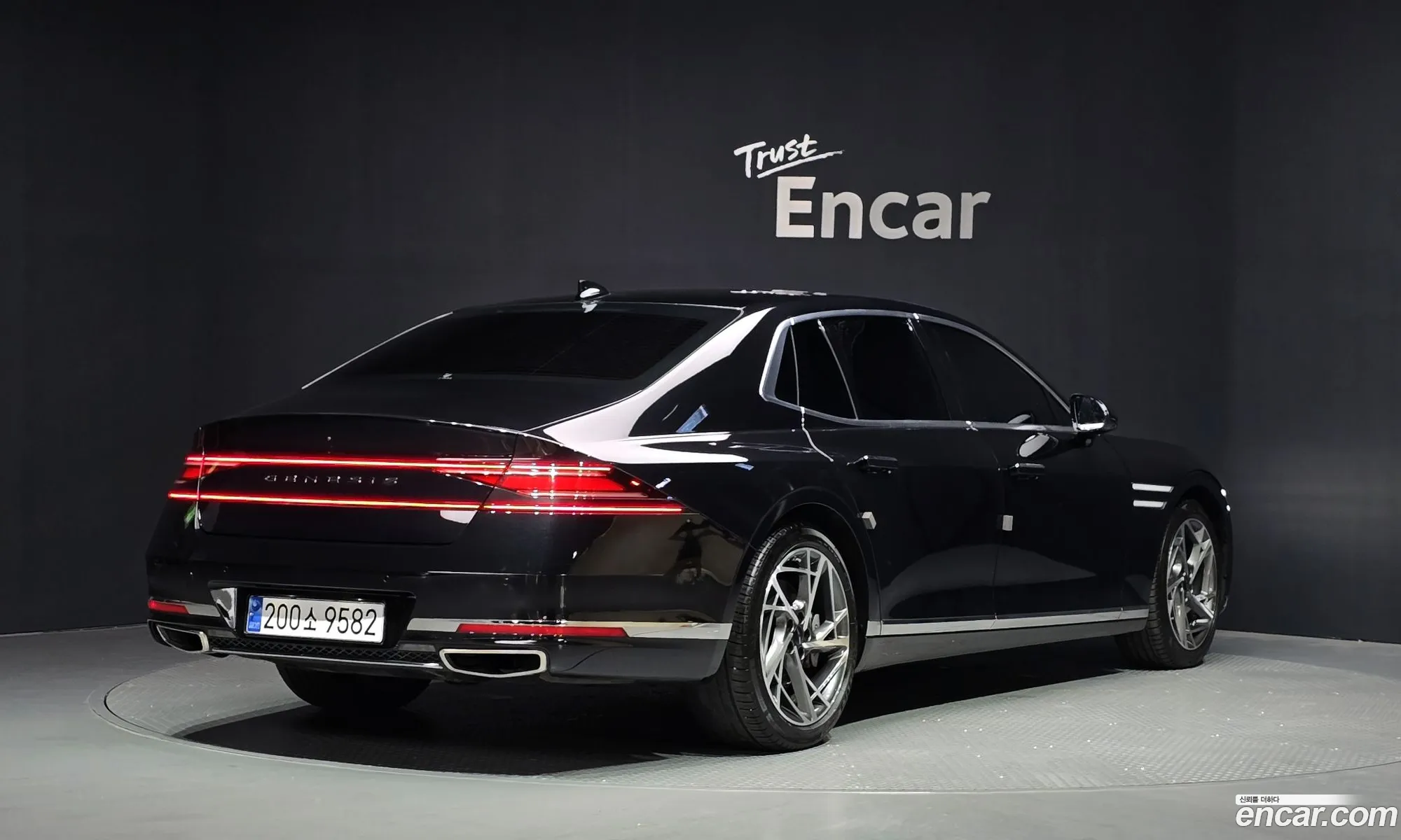 Genesis G90 2022 KMTFA41DDNU000788 — 4
