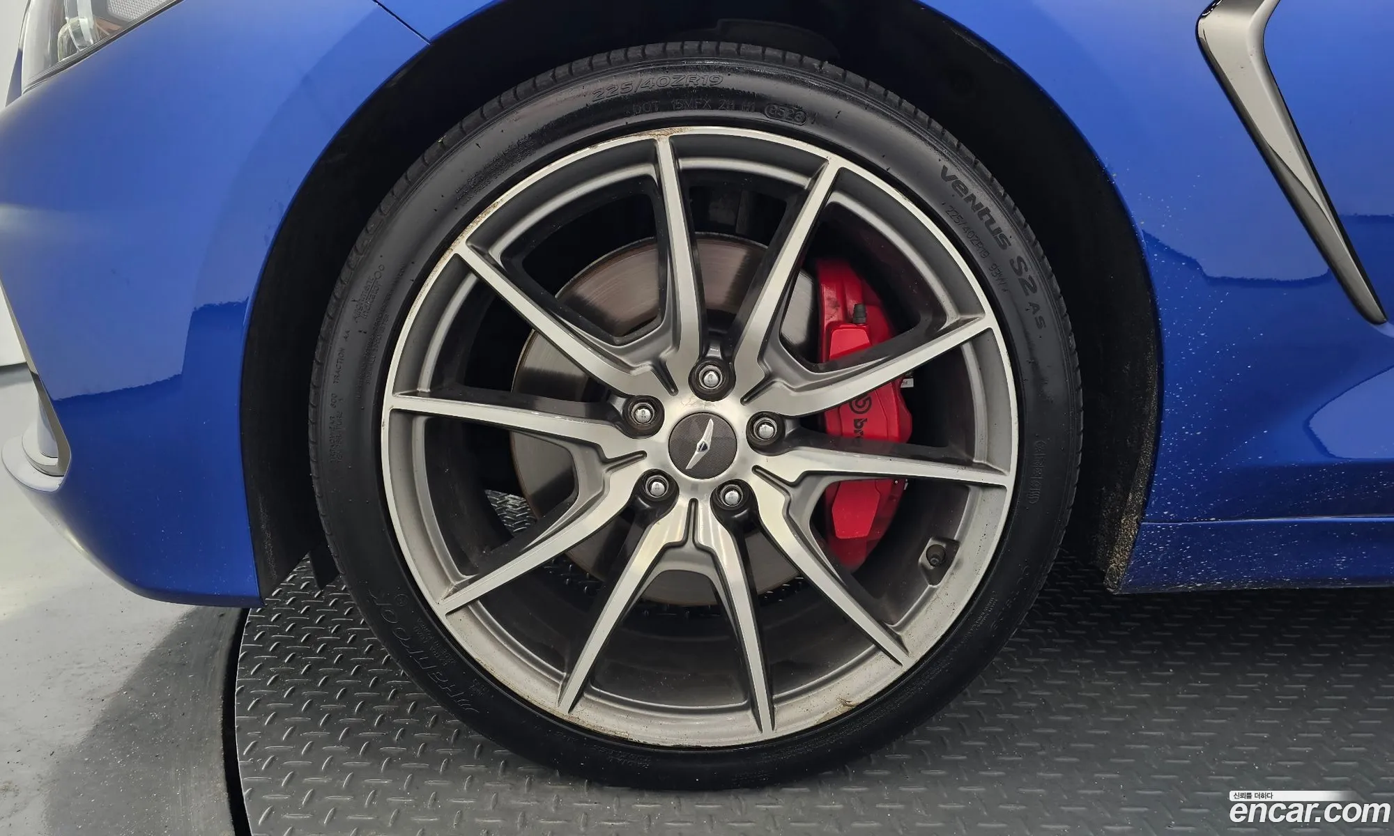Genesis G70 2017 — 13
