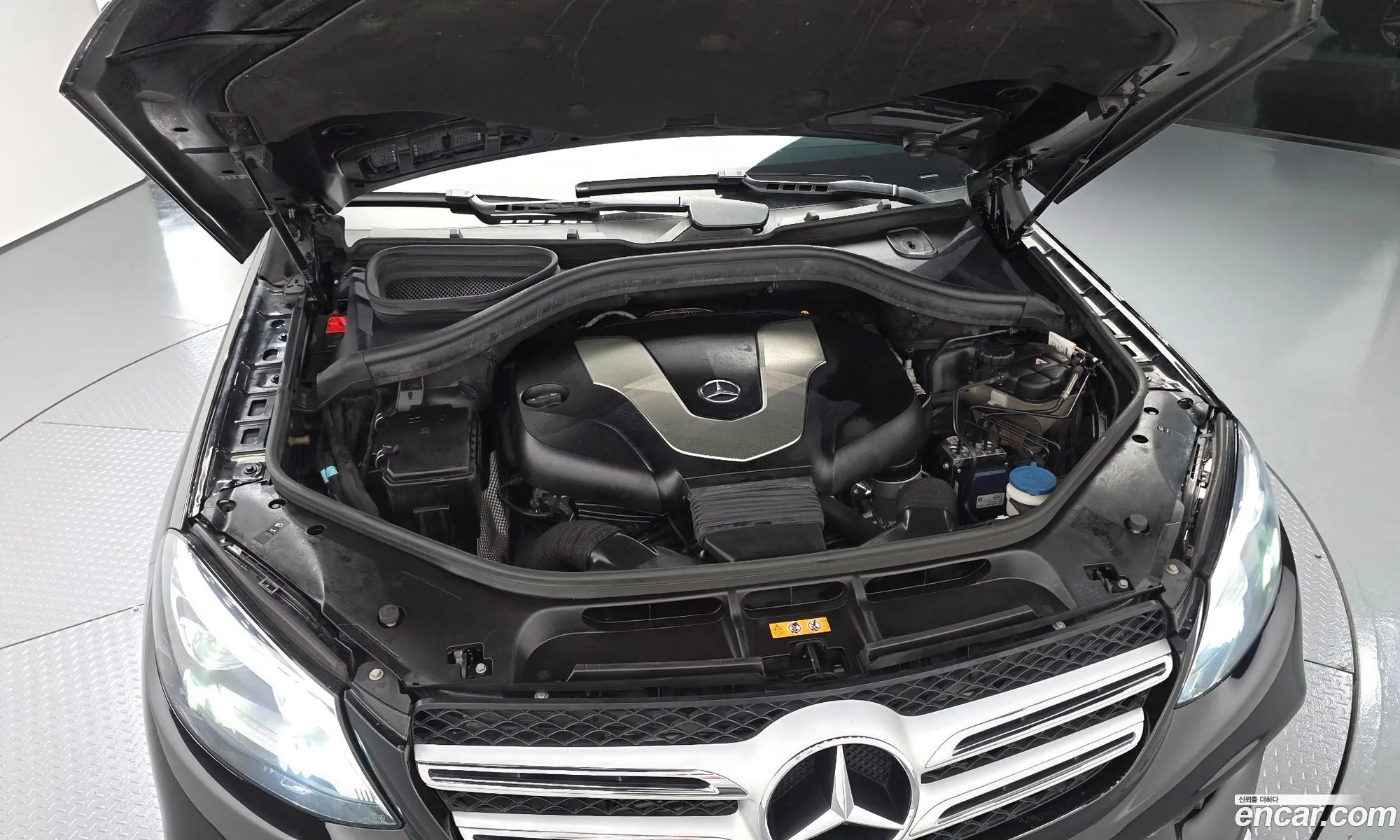 Mercedes-Benz GLE-Class W166 2017 — 2