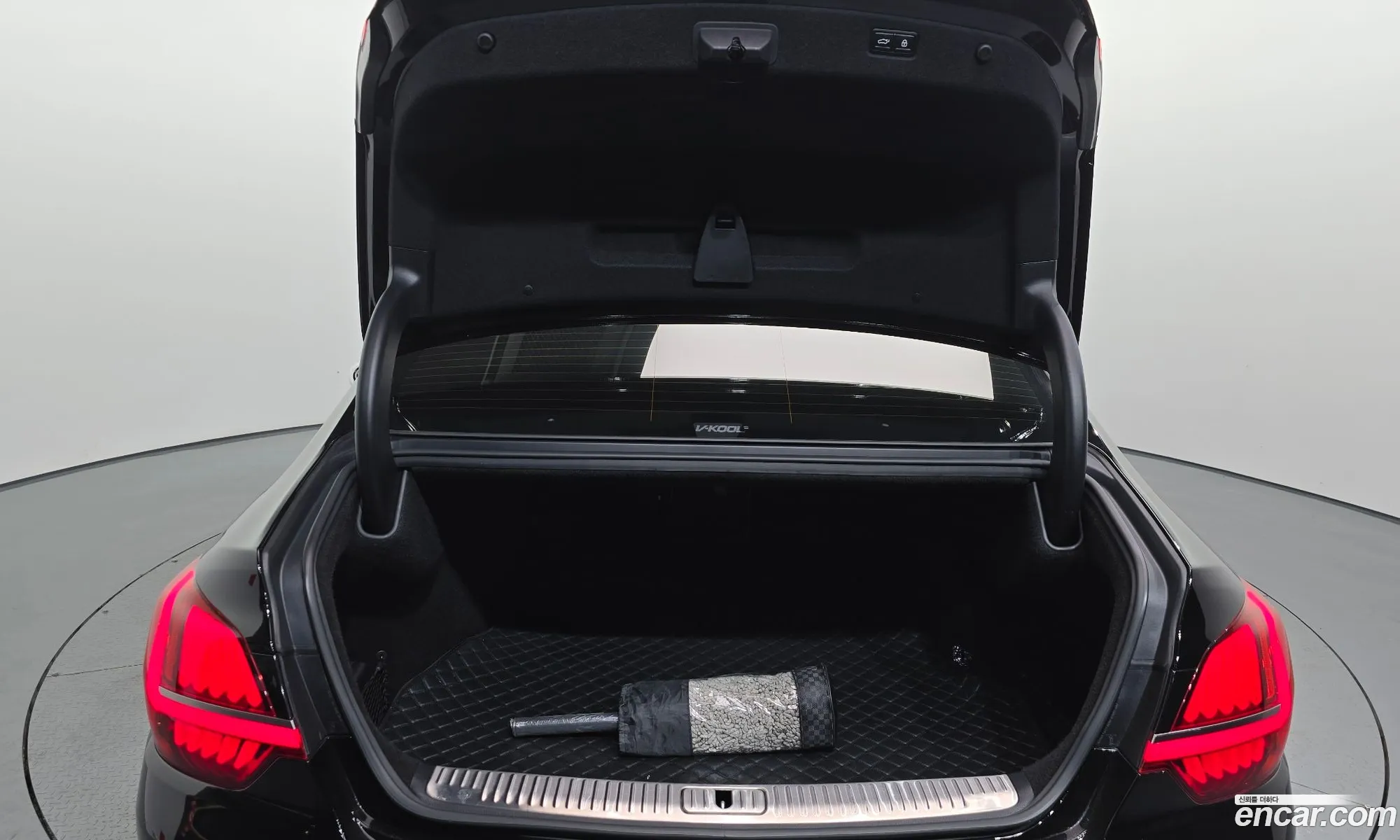 Kia K9 2024 — 29
