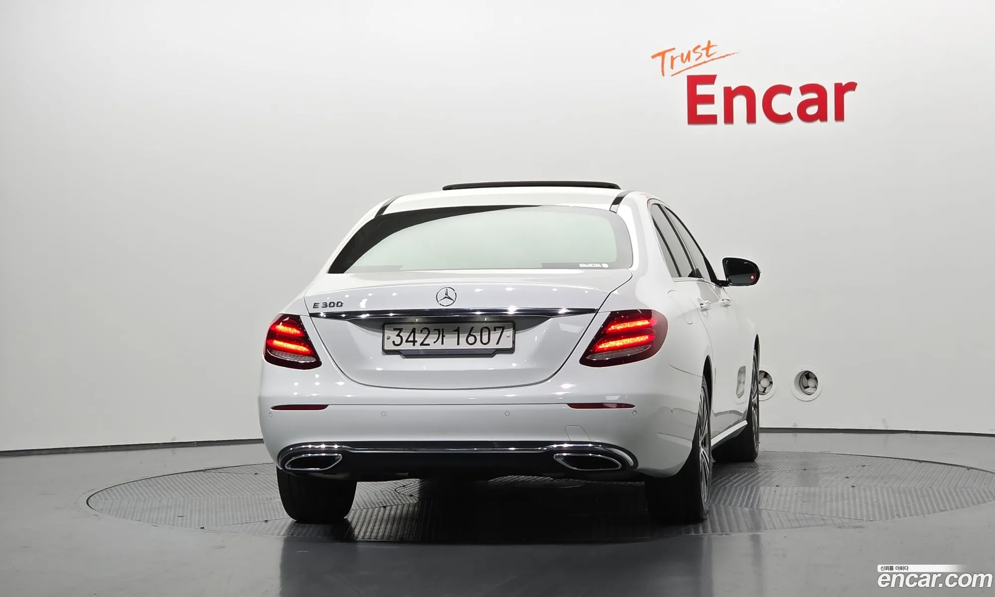 Mercedes-Benz E-Class W213 2020 — 3
