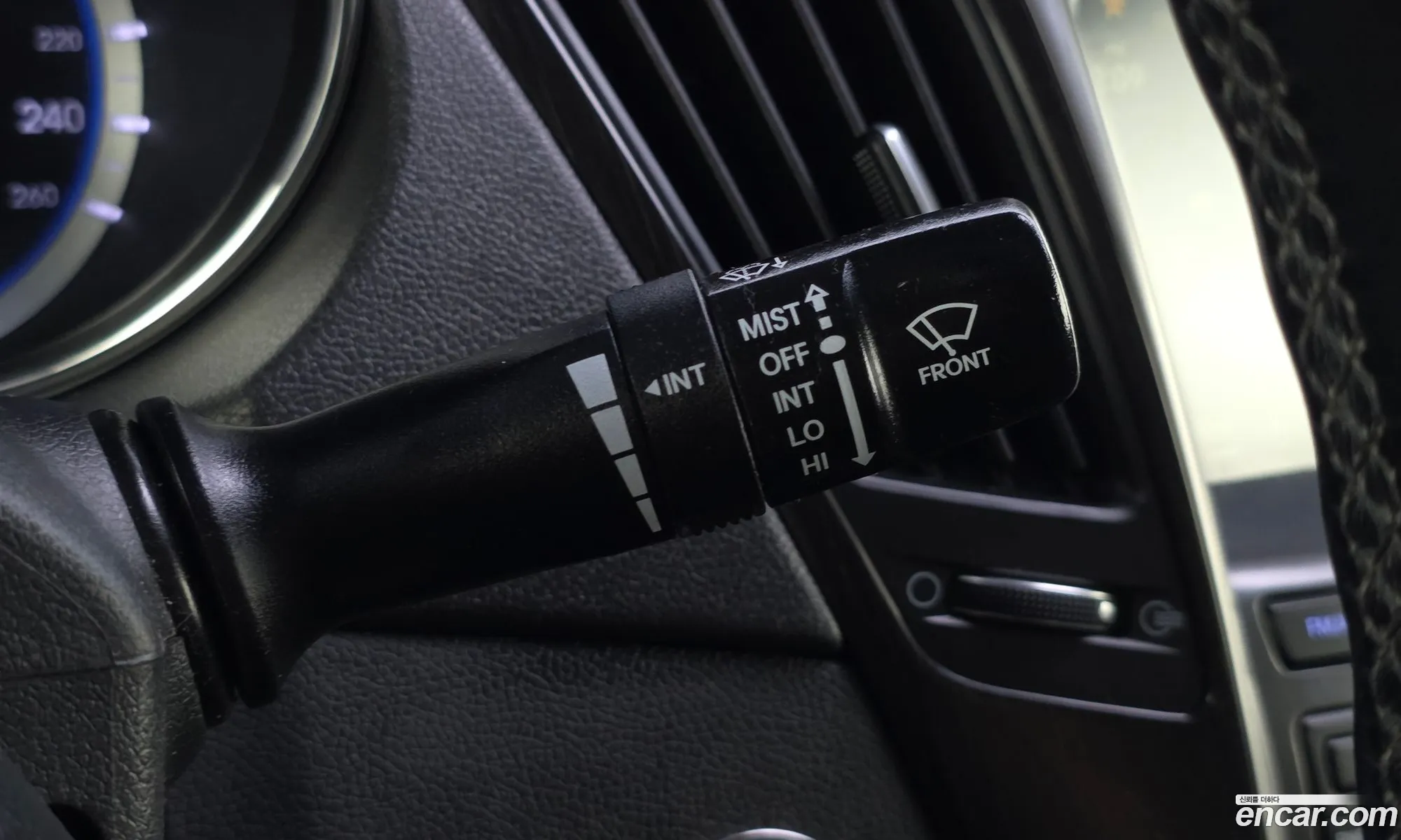 Hyundai Sonata the Brilliant 2014 — 2