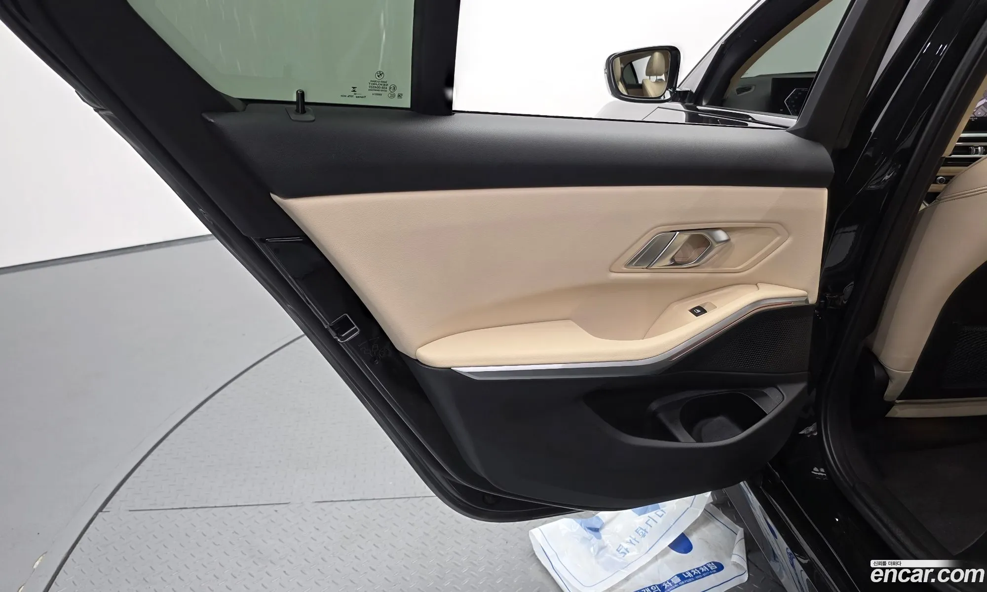 BMW 3 Series 2023 WBA68FS08P8D29656 — 8