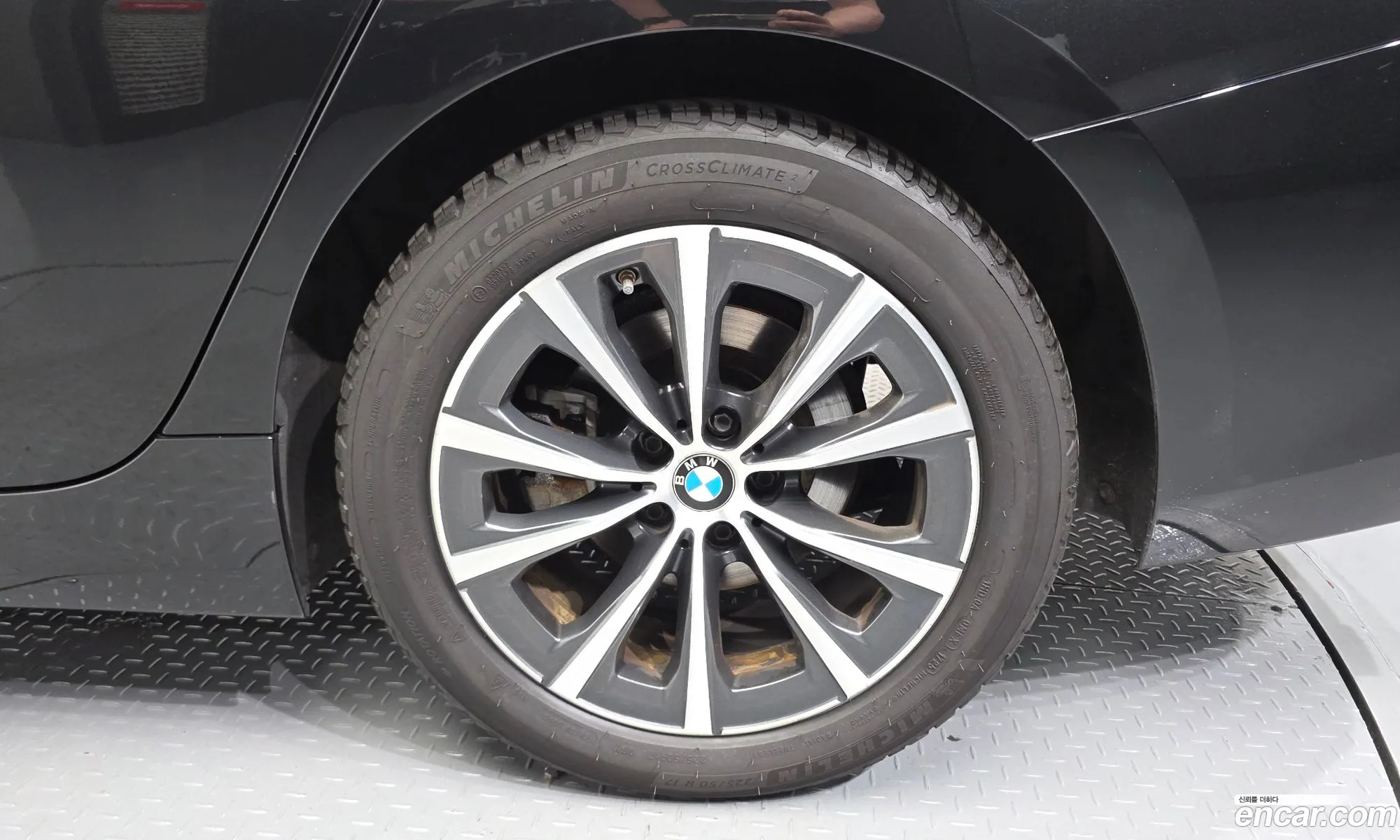BMW 3 Series 2023 WBA68FS08P8D29656 — 12