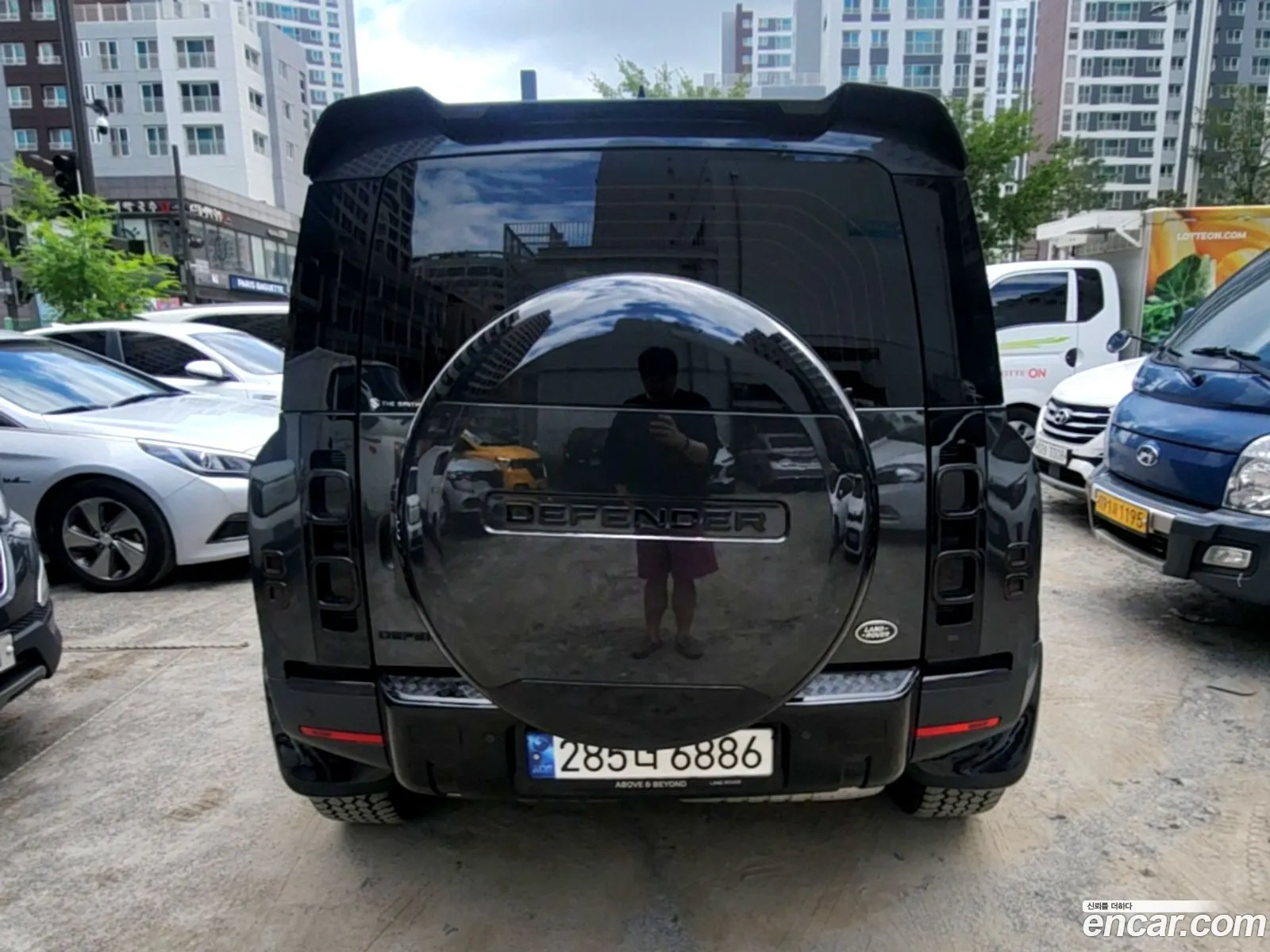 Land Rover Defender 2023 — 2