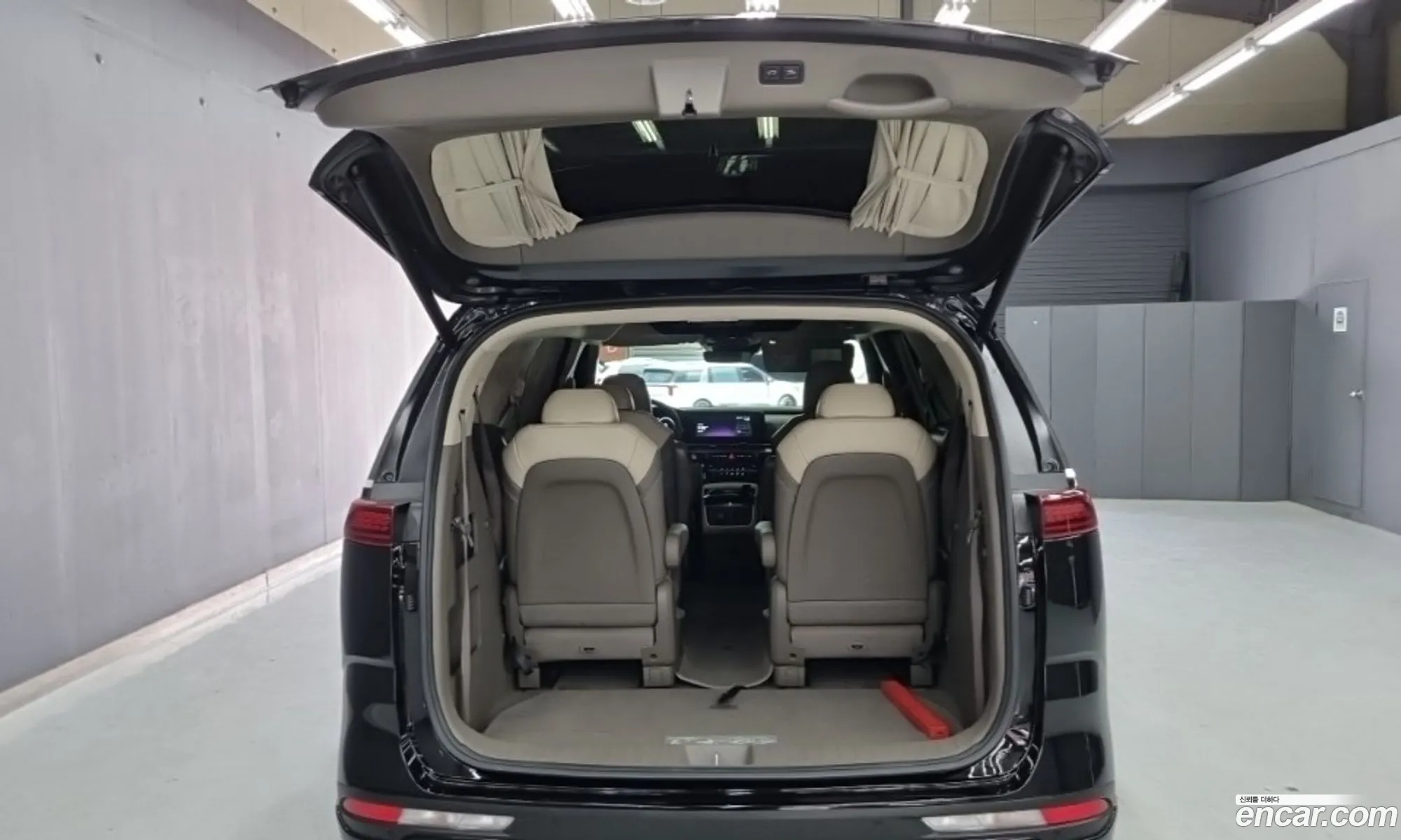 Kia Carnival 2022 — 12