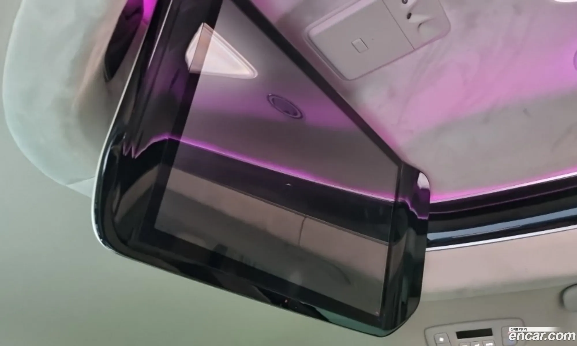 Kia Carnival 2022 — 2