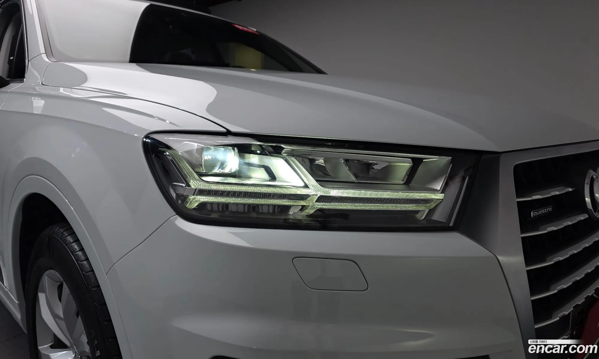 Audi Q7 2019 WAUZZZ4M2KD046839 — 5