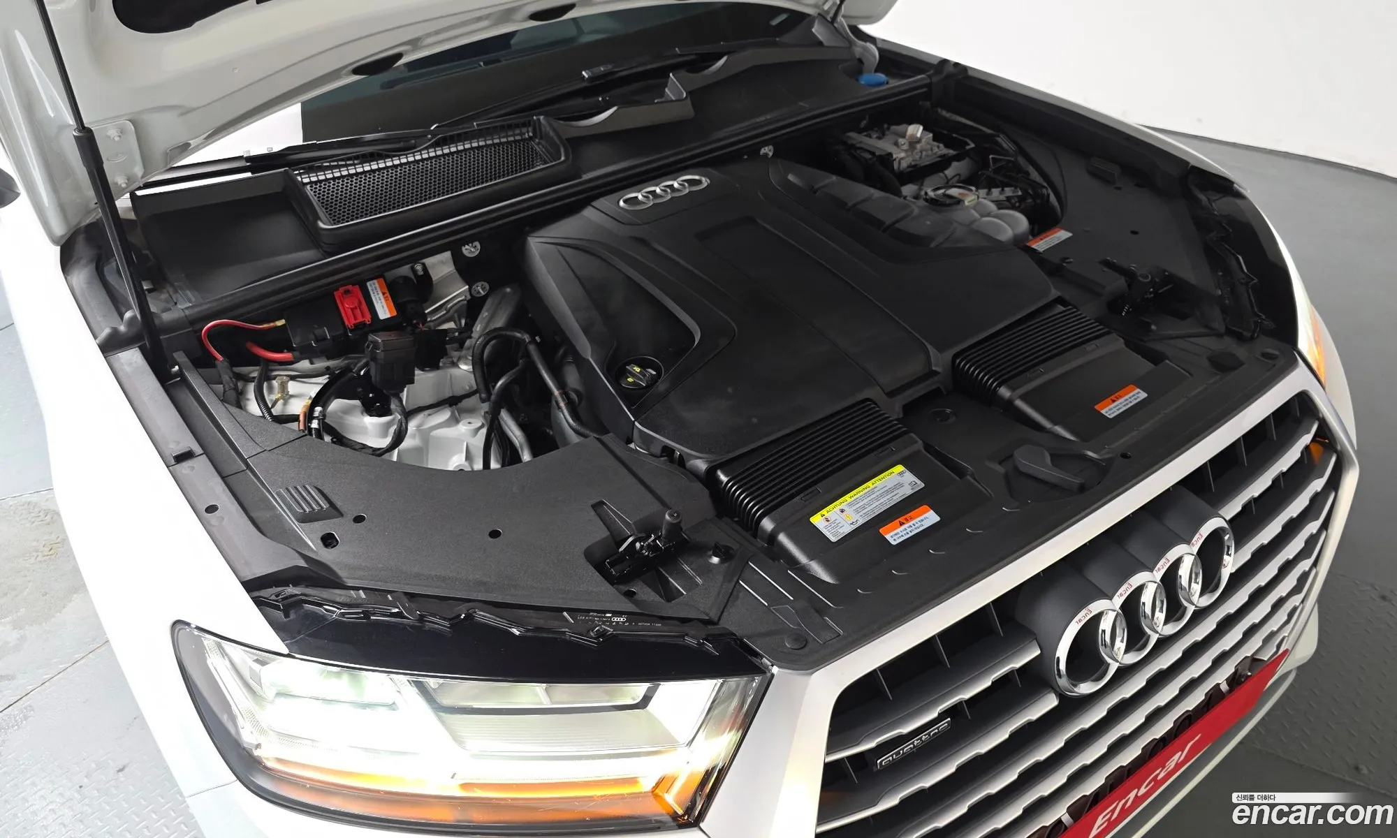 Audi Q7 2019 WAUZZZ4M2KD046839 — 31