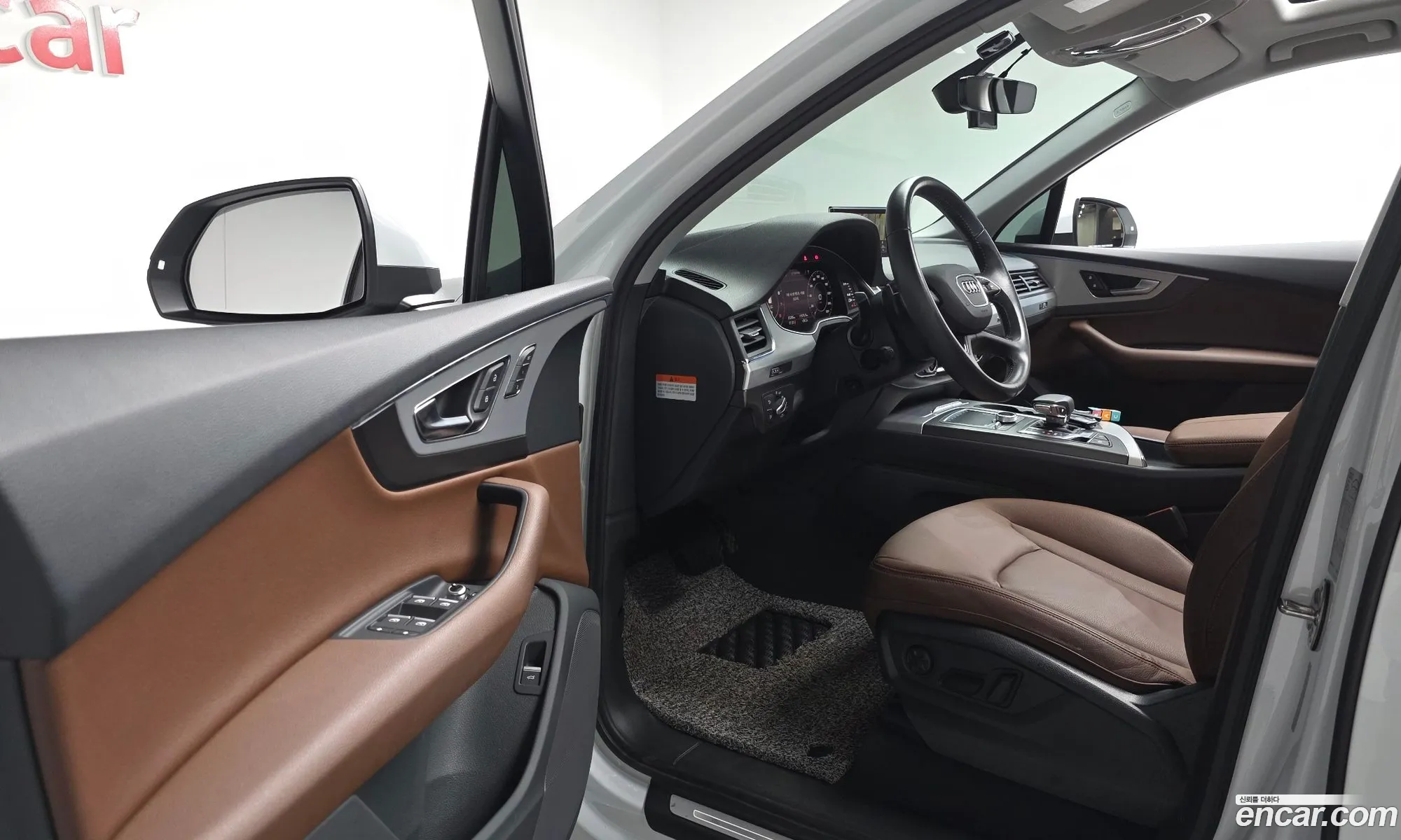 Audi Q7 2019 WAUZZZ4M2KD046839 — 3