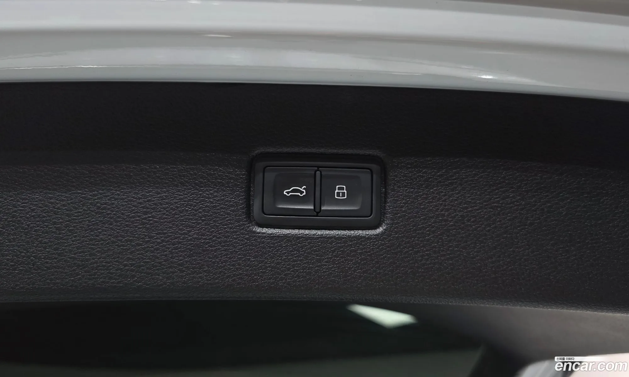 Audi Q7 2019 WAUZZZ4M2KD046839 — 33